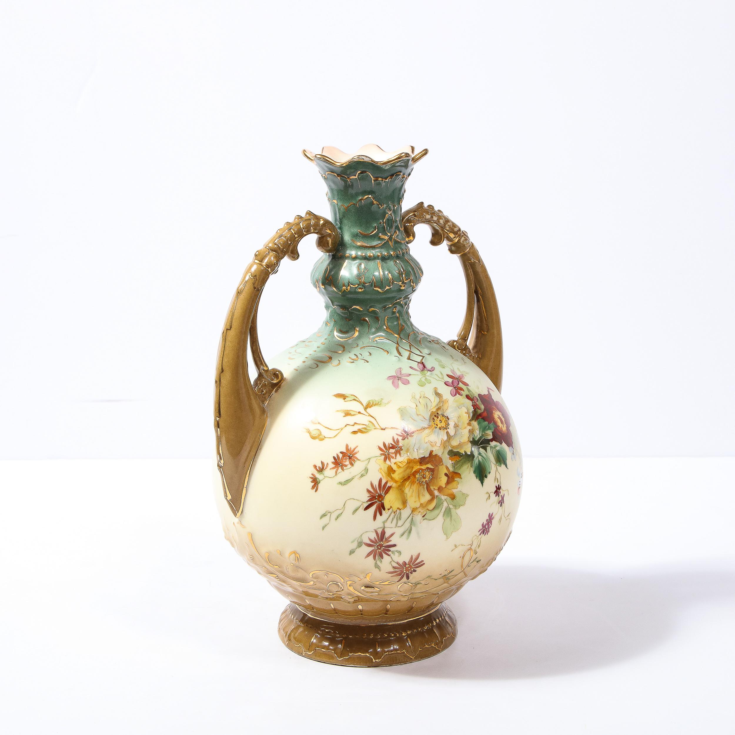 Vase à poignée Art nouveau autrichien ancien peint à la main par EW en vente 6