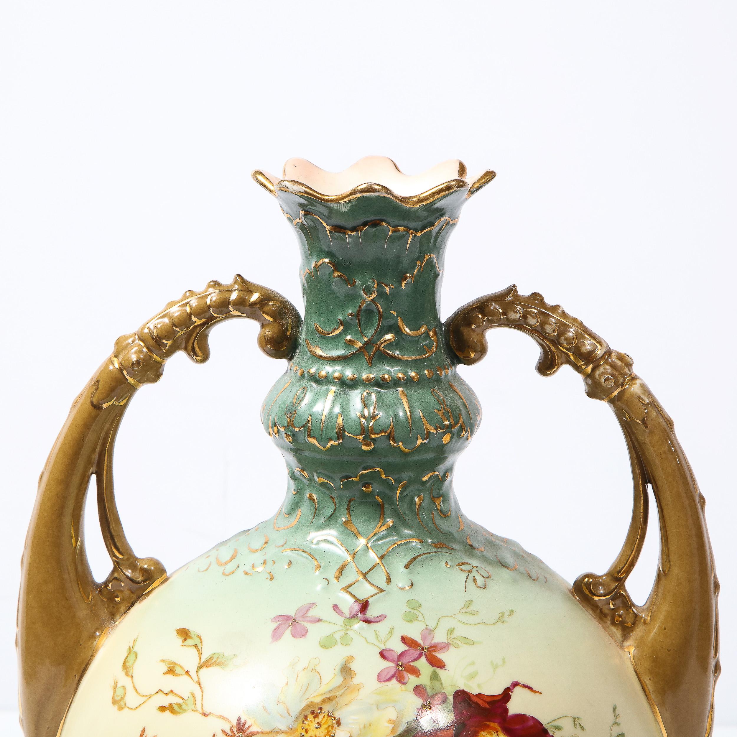 Vase à poignée Art nouveau autrichien ancien peint à la main par EW en vente 8