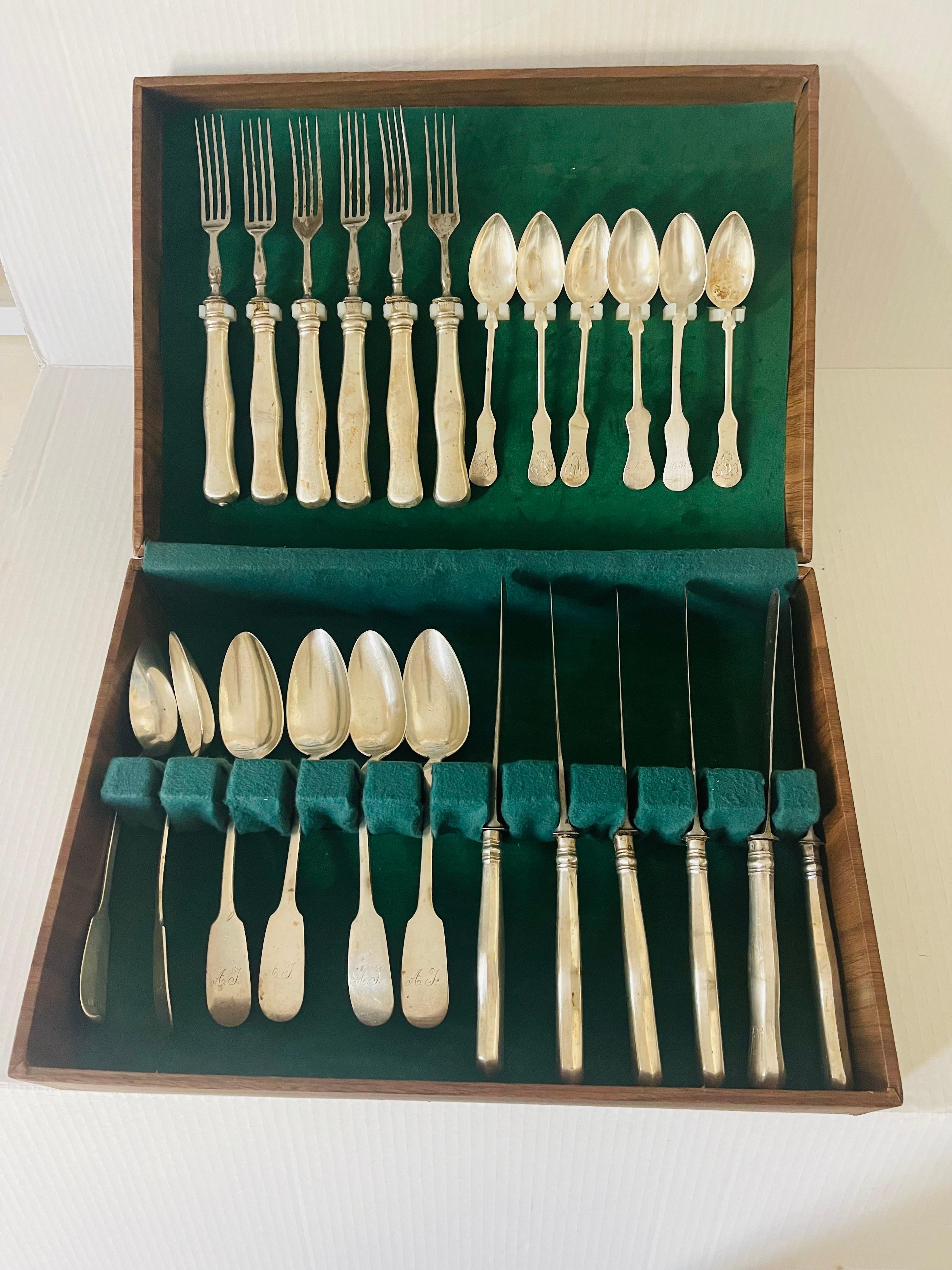Biedermeier Couverts autrichiens anciens de 6 personnes en vente