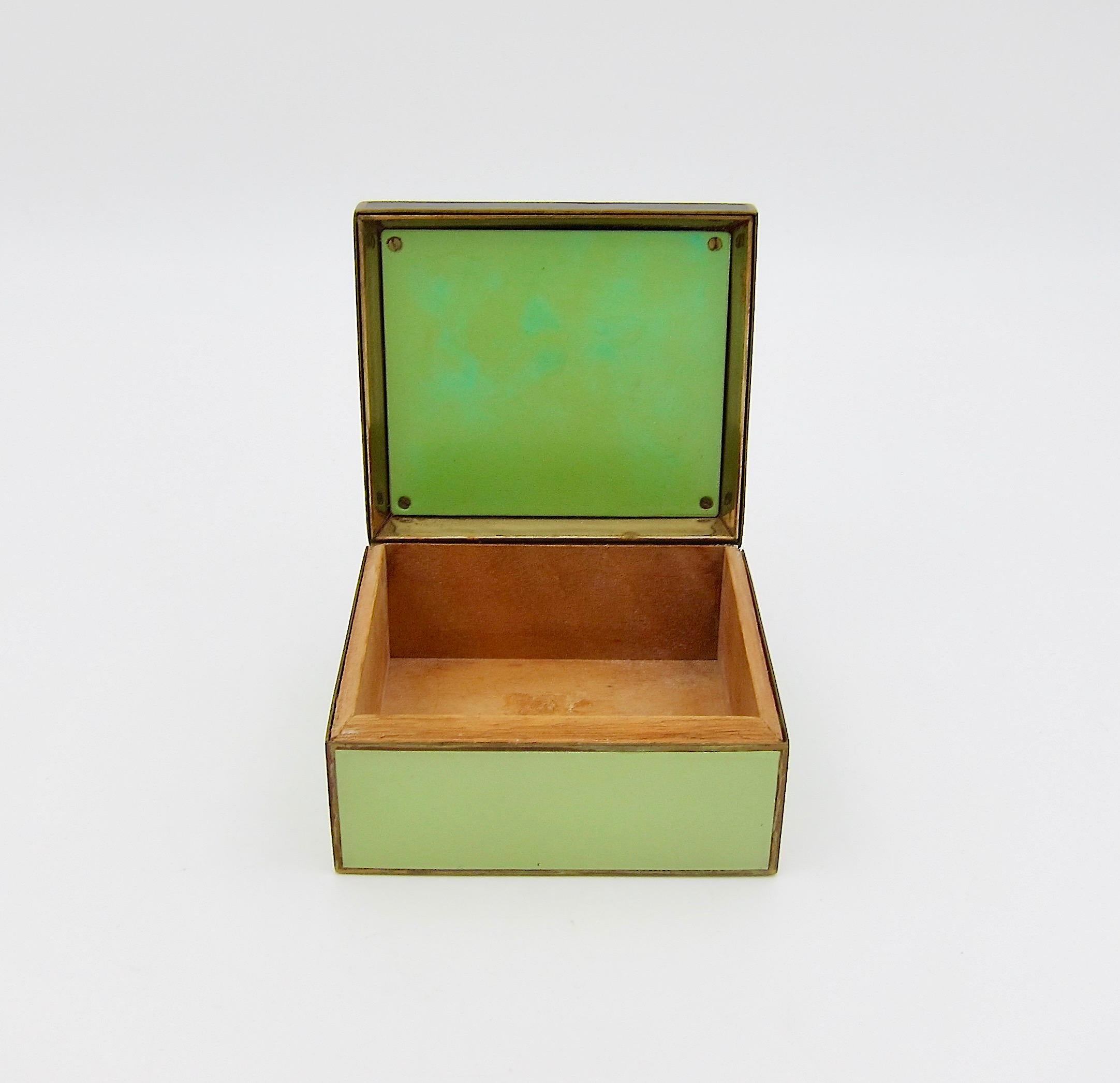 Austrian Art Deco Box with Polychrome Enamel Avant Garde Decor, circa 1930 In Good Condition In Los Angeles, CA