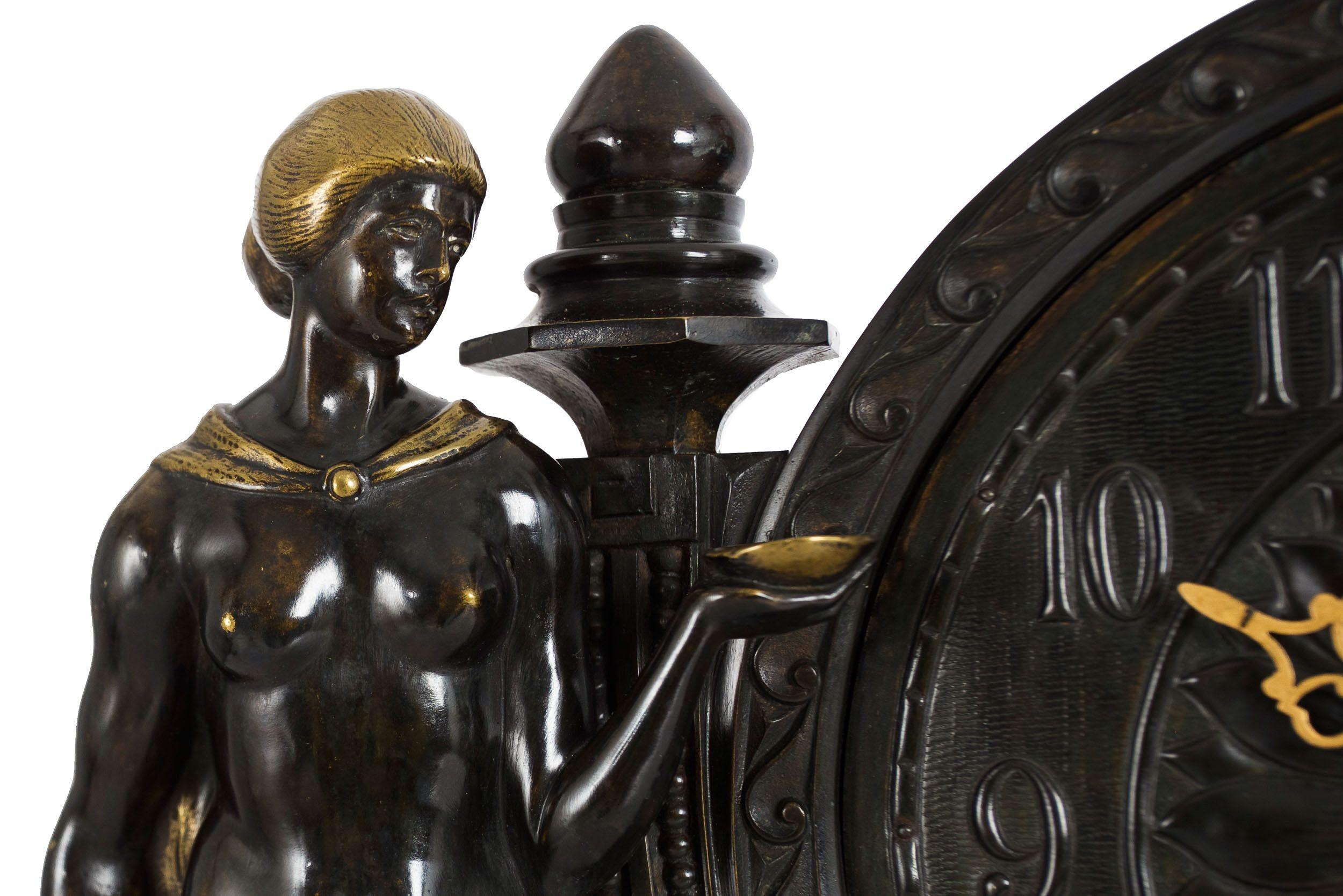 Reloj de chimenea austriaco Art Déco en bronce esculpido por Anton Grath hacia 1925 en Bueno estado para la venta en Shippensburg, PA