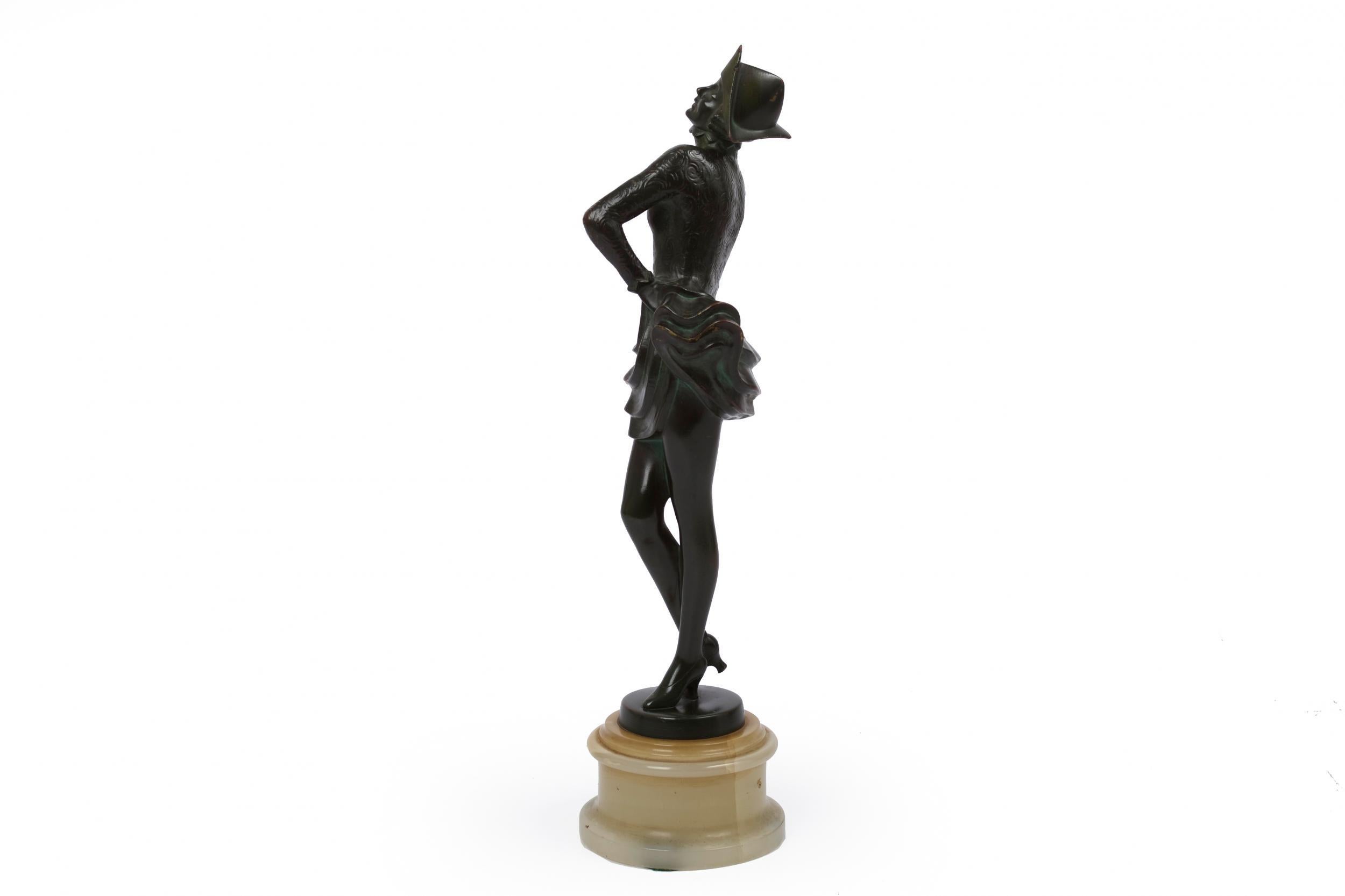 Autrichien Sculpture autrichienne Art déco en bronze d'une jeune fille dansant par Josef Lorenzl, années 1920 en vente
