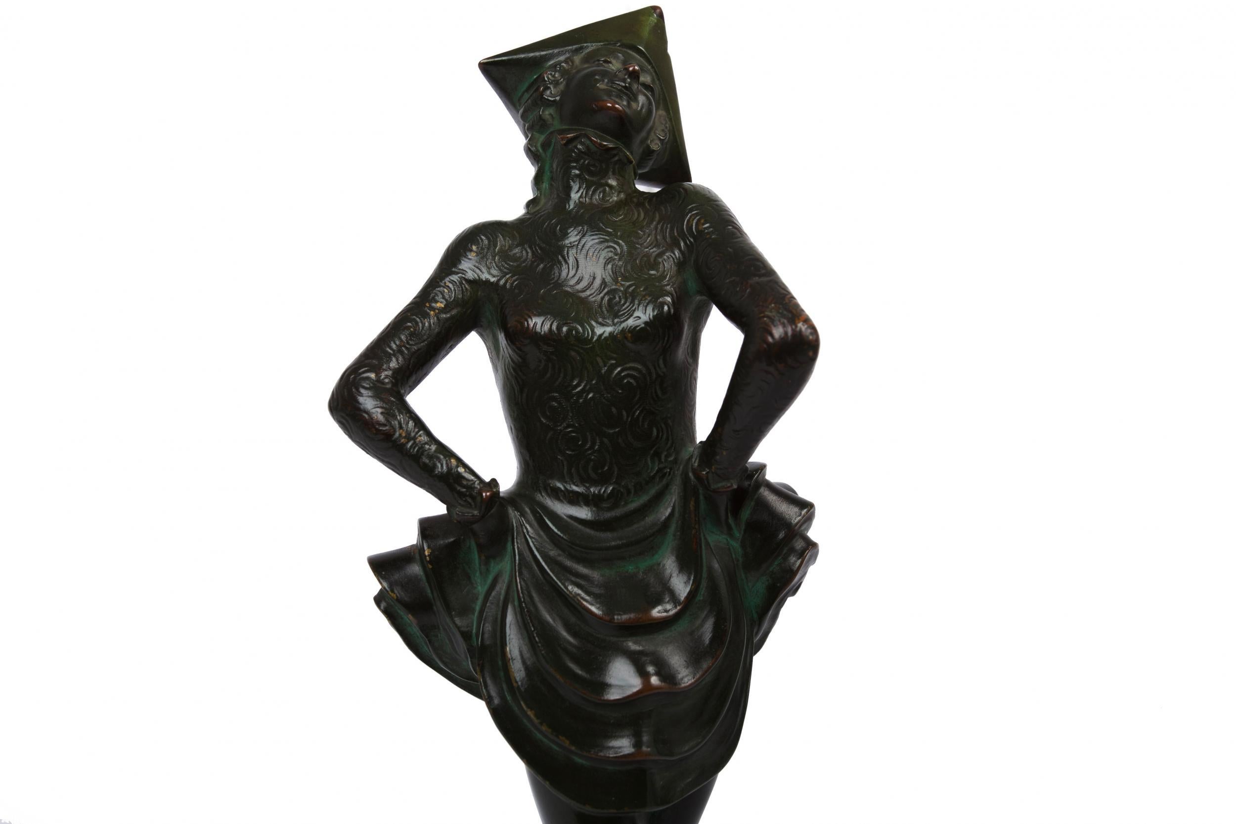 Sculpture autrichienne Art déco en bronze d'une jeune fille dansant par Josef Lorenzl, années 1920 Bon état - En vente à Shippensburg, PA