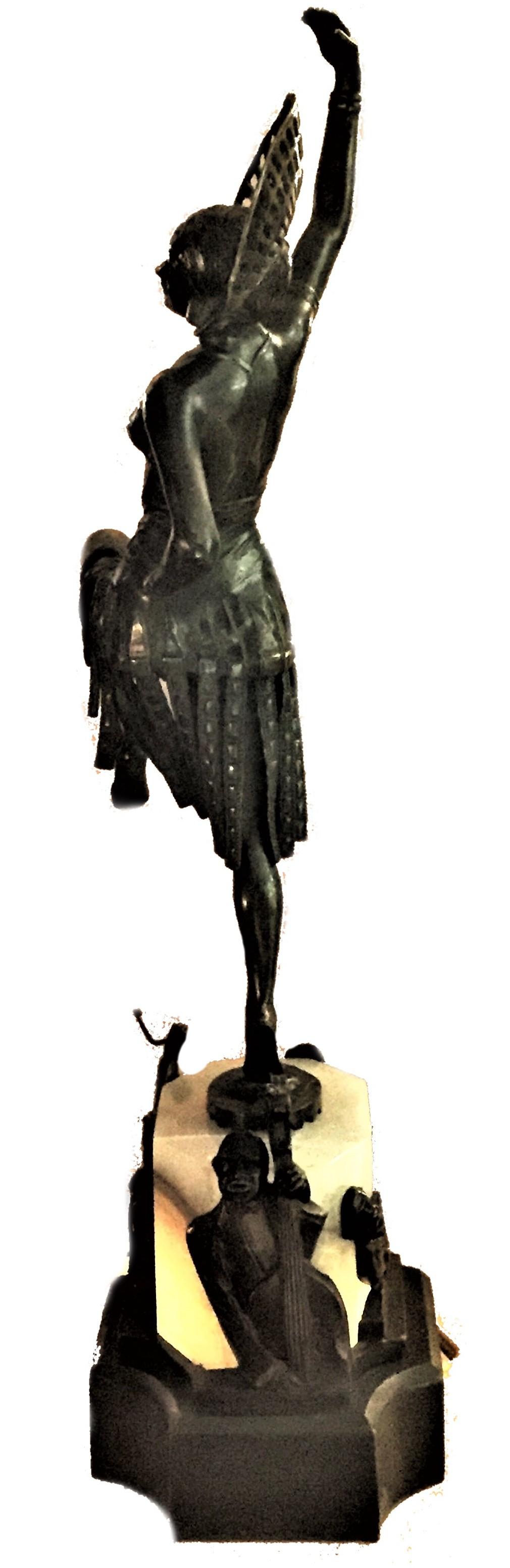 Hand-Crafted Austrian Art Deco, Dancer, Patinated Bronze, Onyx and Marble Lamp, circa 1920s For Sale