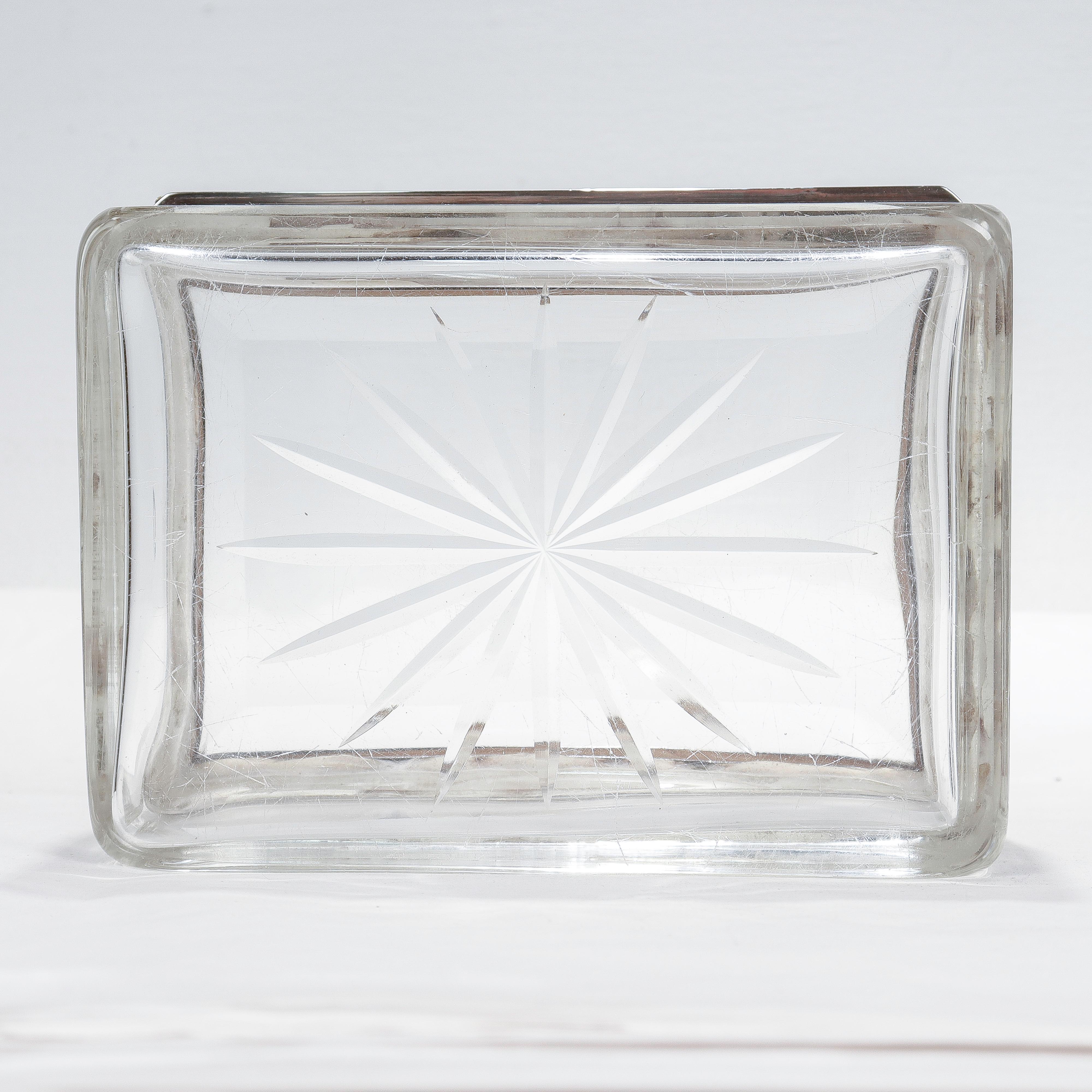 Österreichisches Art-Déco-Gehäuse oder Tischschachtel aus versilbertem und geschliffenem Glas im Angebot 7