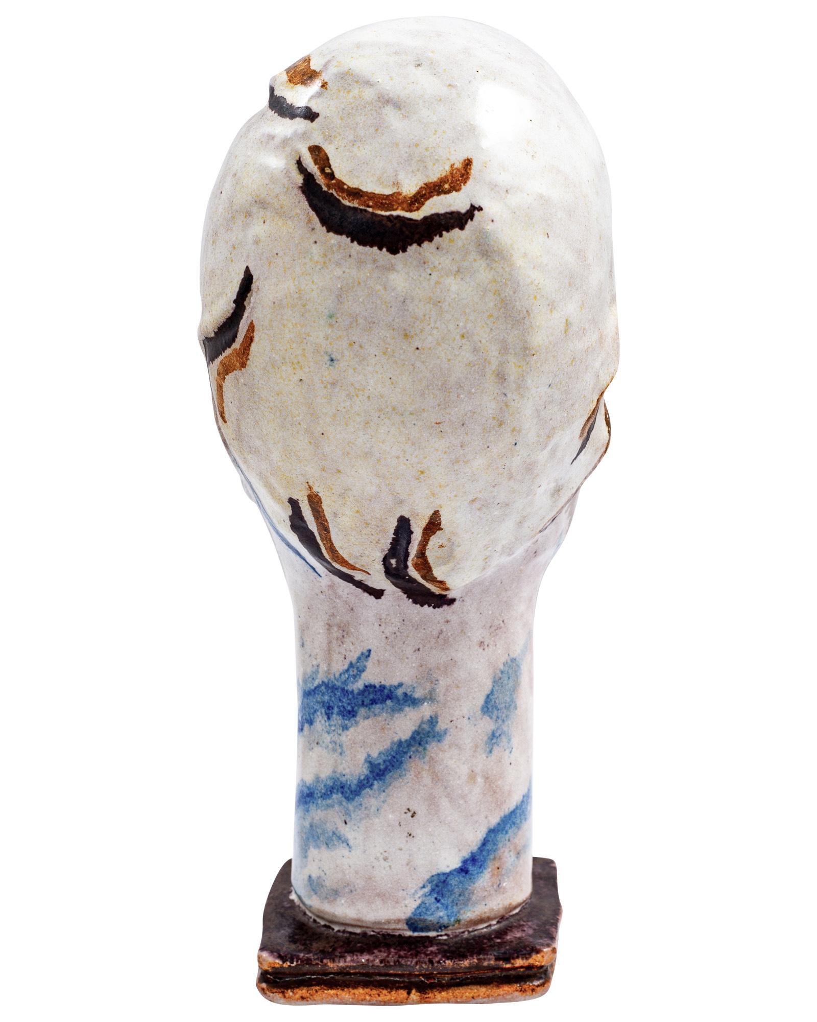 Austrian Art Female Head designed by Gudrun Baudisch executed by Werkstatte Hagenauer Wien circa 1928 expressive ceramic marked

Gudrun Baudisch (1907-1982) was one of the innovative artists who had a decisive influence on the ceramic works of the