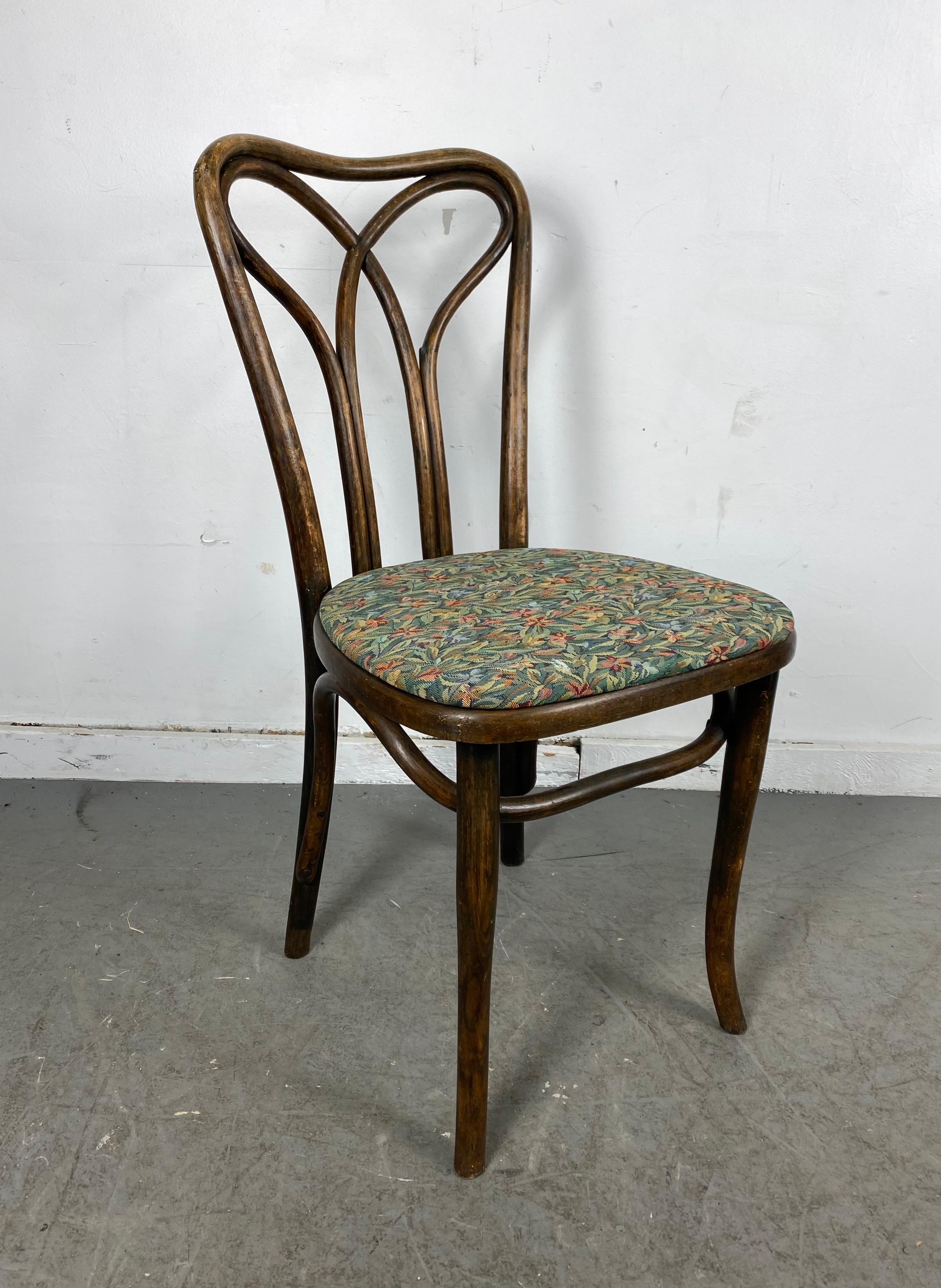 Austrian Art Nouveau Bentwood Side Chair Attributed to J & J Kohn, Early 1900's For Sale 2