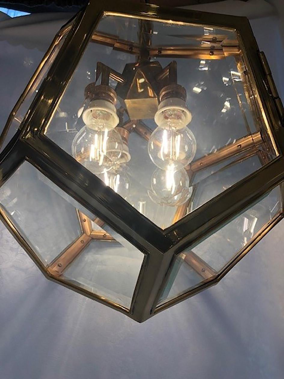 Lampada Dodekaeder austriaca in ottone e vetro in stile Art Nouveau di Adolf Loos in vendita 4