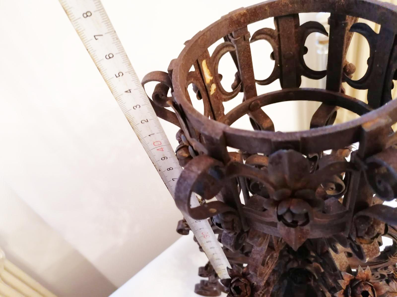 Austrian Art Nouveau Forged Iron Flower Stand For Sale 3