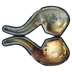 Austrian Art Nouveau Hand-Carved Meerschaum 
Amber Smoking Pipe, Circa 1910