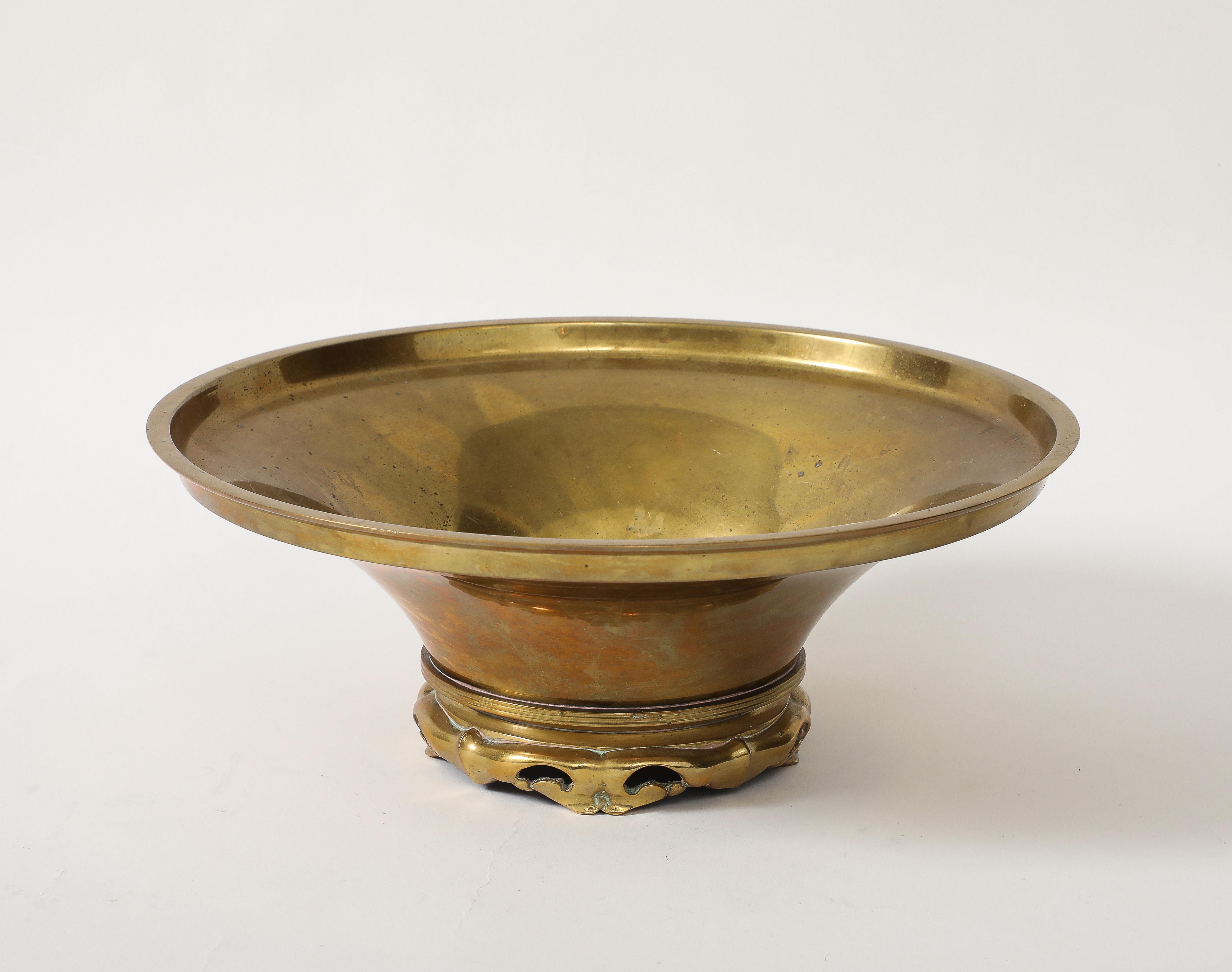 Österreichische Jugendstil-Schale aus schwerem Messing im Angebot 2