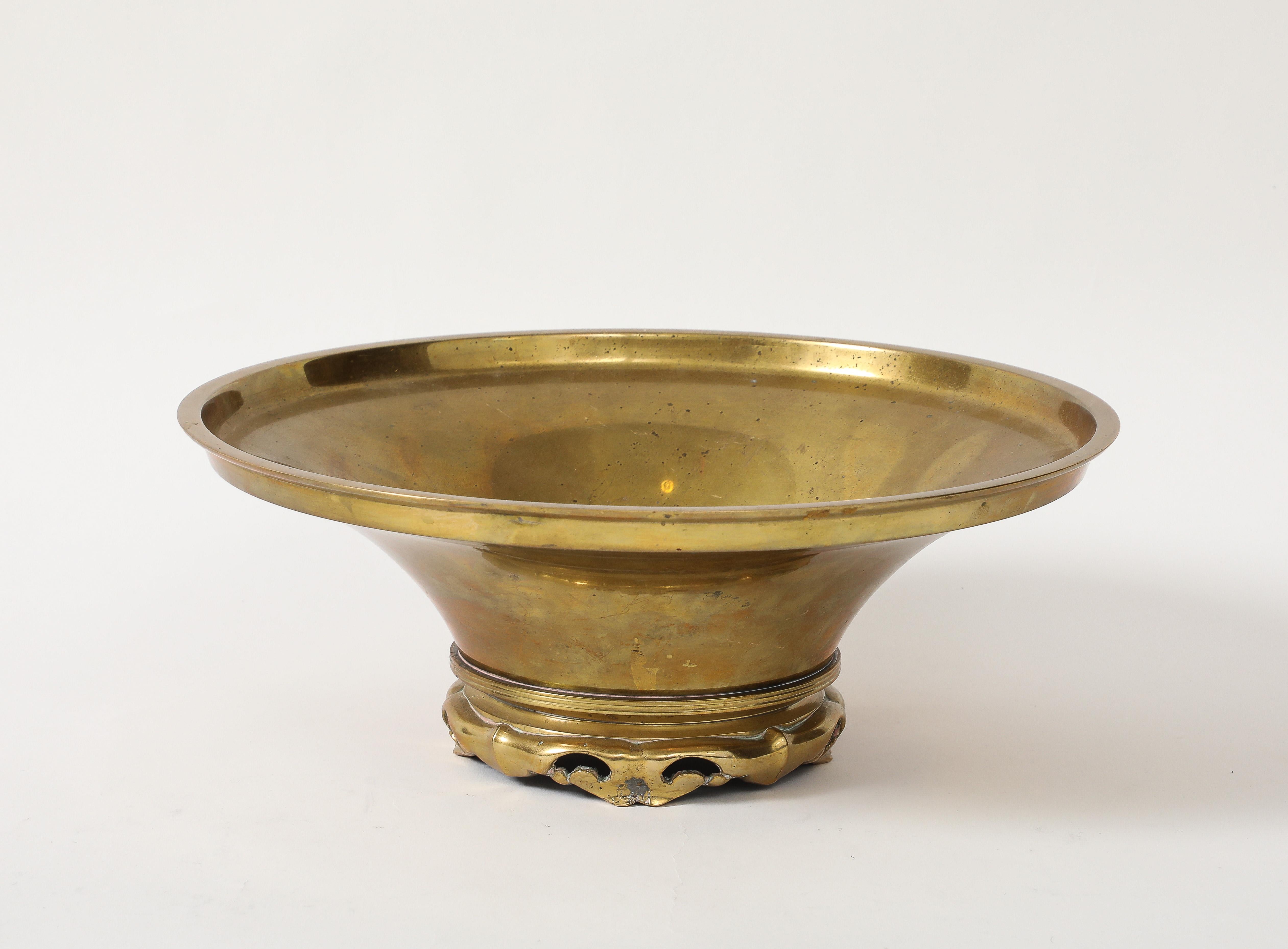 Österreichische Jugendstil-Schale aus schwerem Messing im Angebot 3