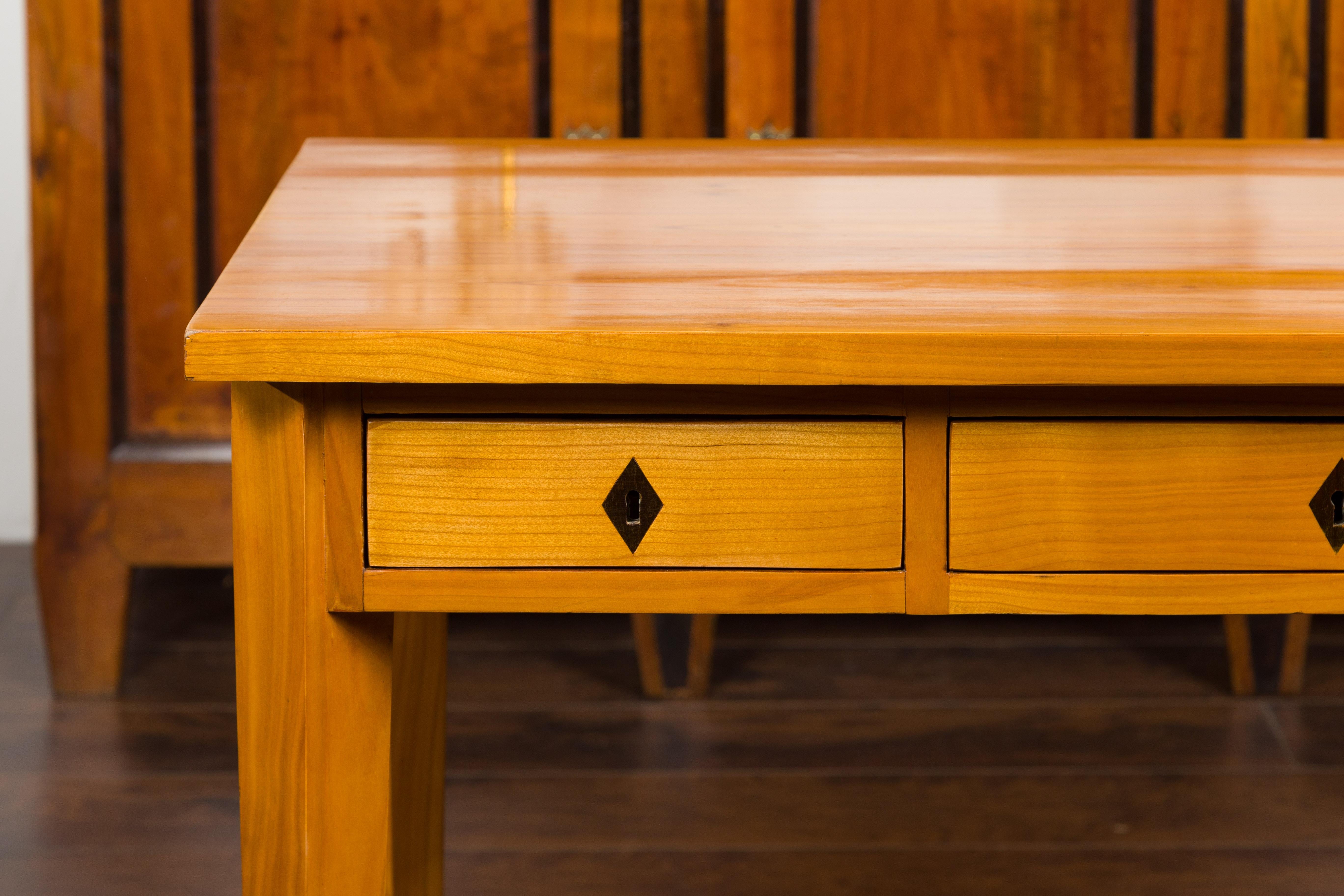 Austrian Biedermeier 1840s Walnut Desk with Three Drawers and Ebonized Accents In Good Condition For Sale In Atlanta, GA