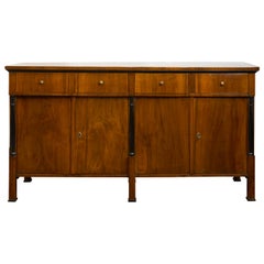 Österreichisches Biedermeier-Sideboard aus Nussbaumholz mit Schubladen, Türen und Säulen, 1840er Jahre