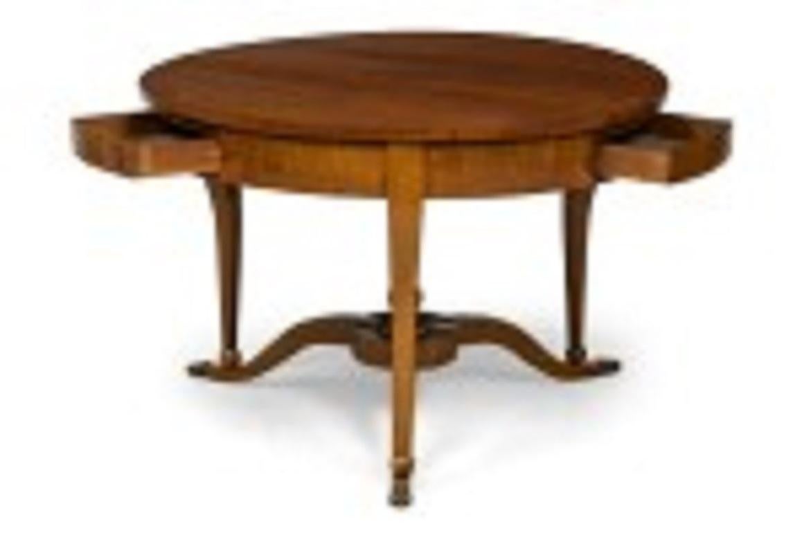 19th Century Austrian Biedermeier Cherrywood Round Center Table For Sale