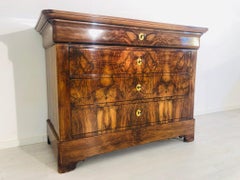 Austrian Biedermeier Commode Made of Walnut Wood