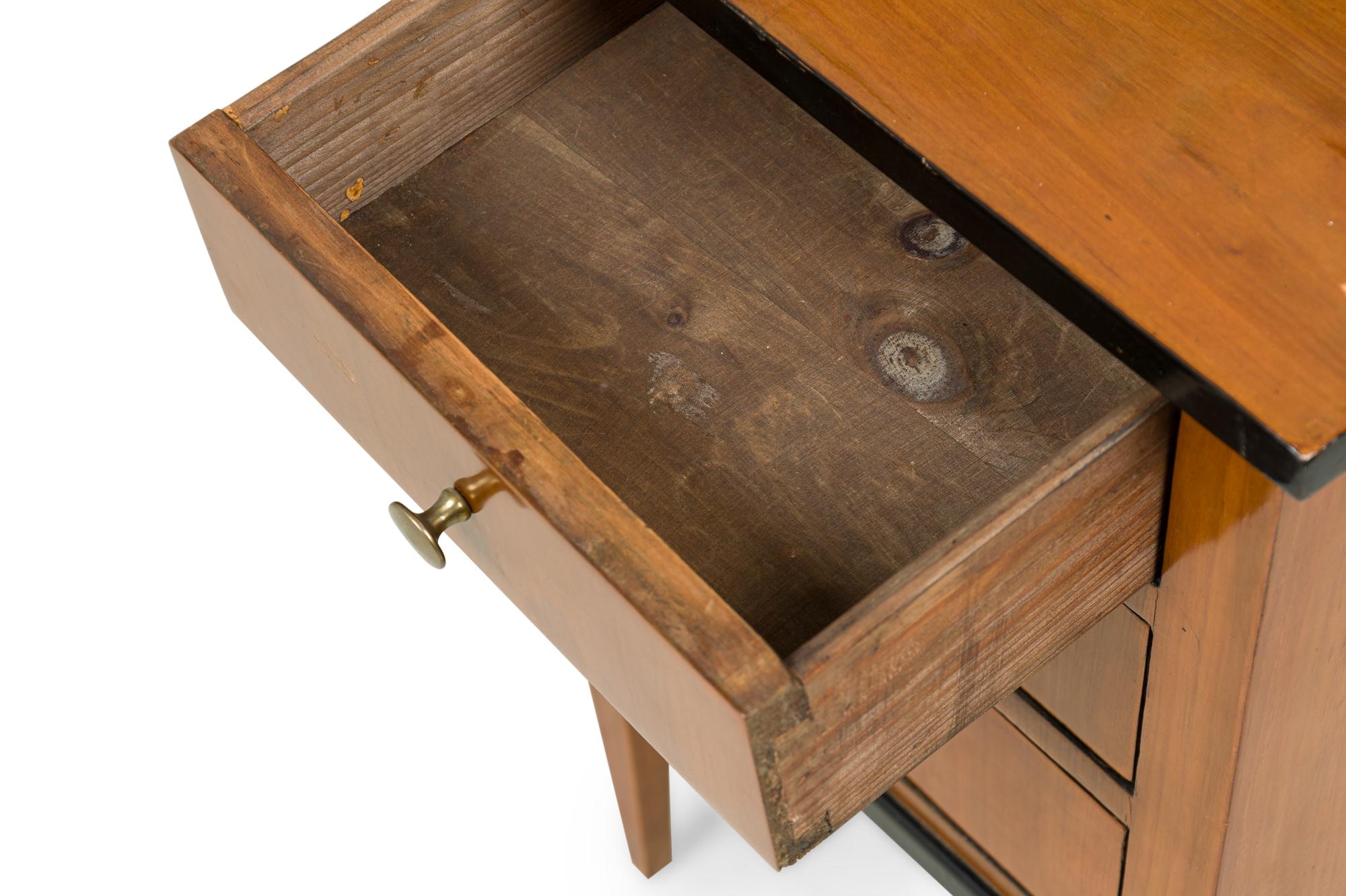 Österreichischer Biedermeier-Beistelltisch im Angebot 7