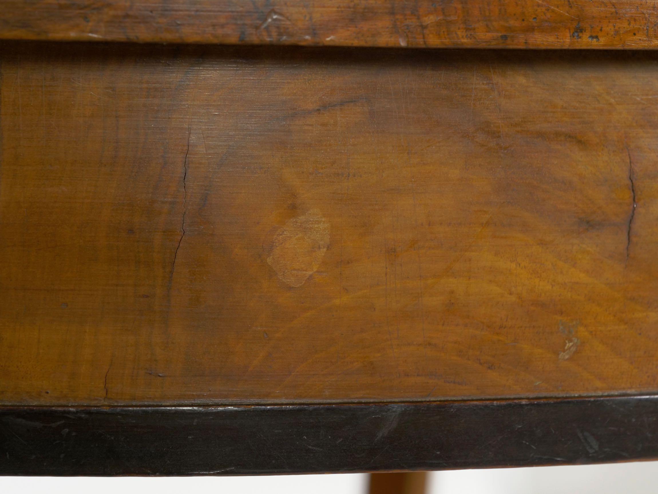 Austrian Biedermeier Fruitwood Round Center Hall Table, 19th Century 1