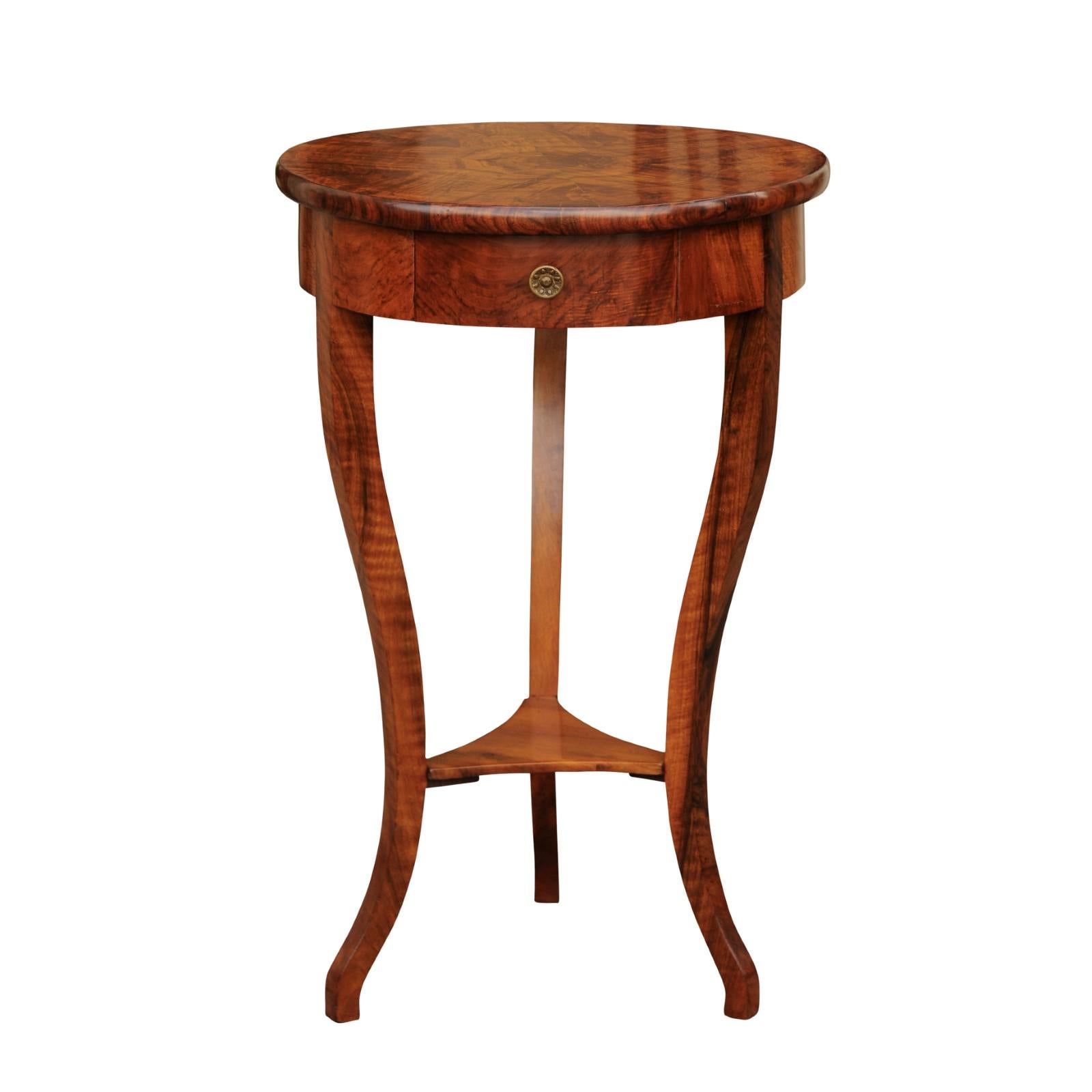 Tables Radiates Austrian Biedermeier Guéridon Walnut Table with Radiating Veneer, circa ...