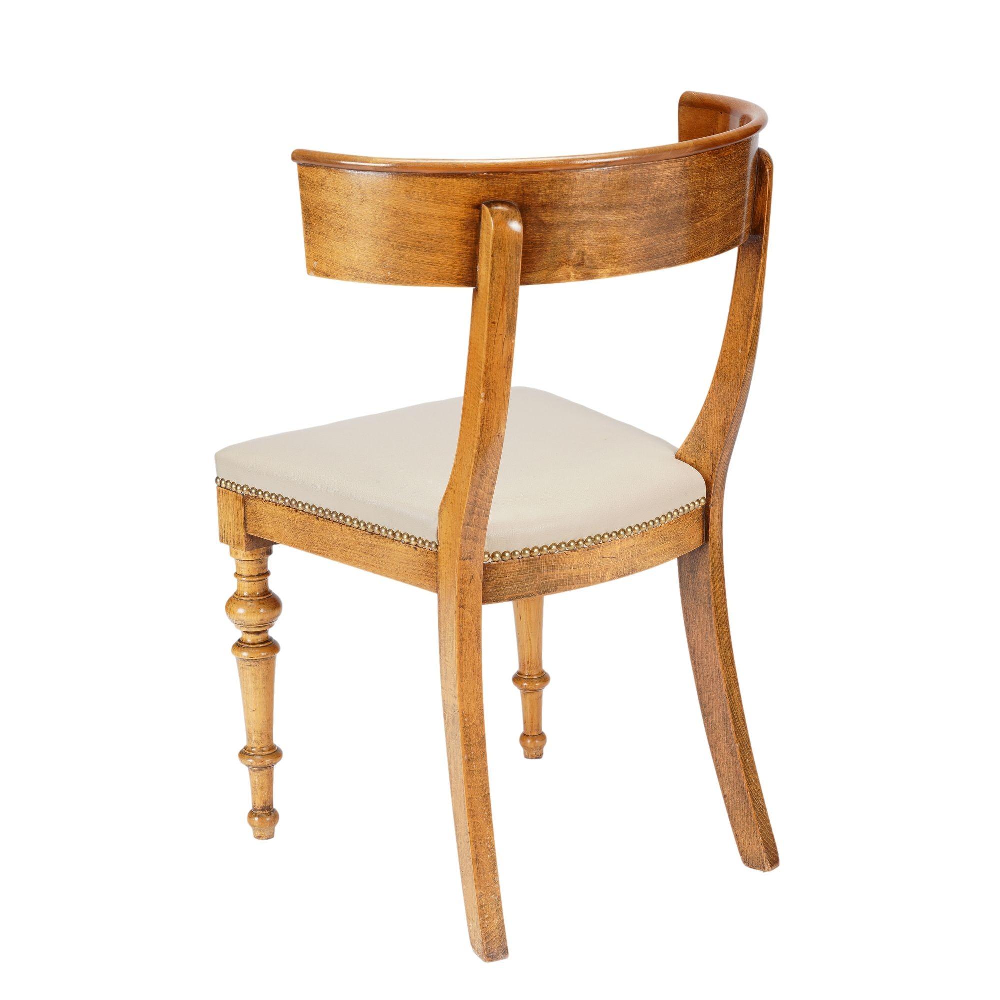 Silla austriaca Biedermeier klismos, c. 1820 en Excelente estado para la venta en Kenilworth, IL