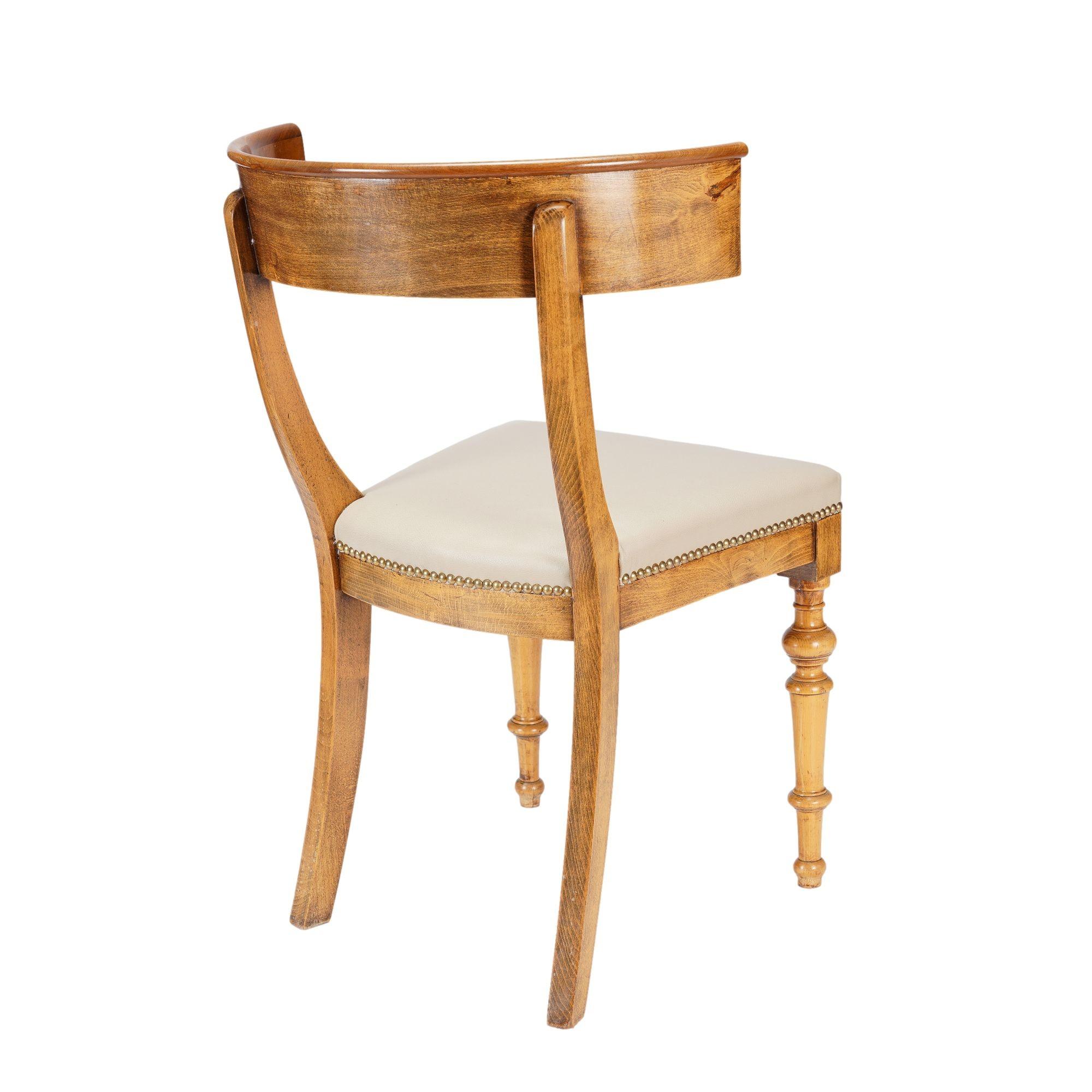 Silla austriaca Biedermeier klismos, c. 1820 Latón en venta