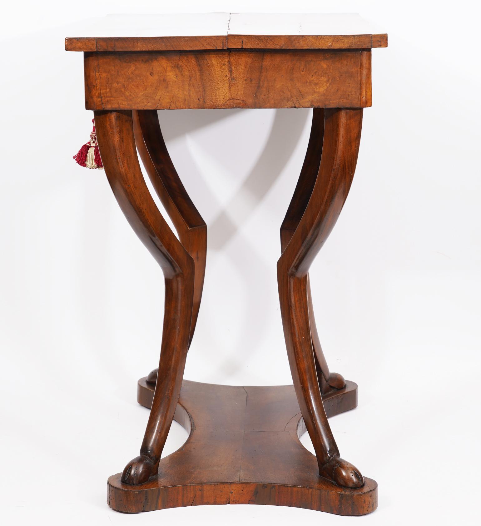 Austrian Biedermeier One Drawer Walnut Sewing Table on Animal Style Carved Legs 12