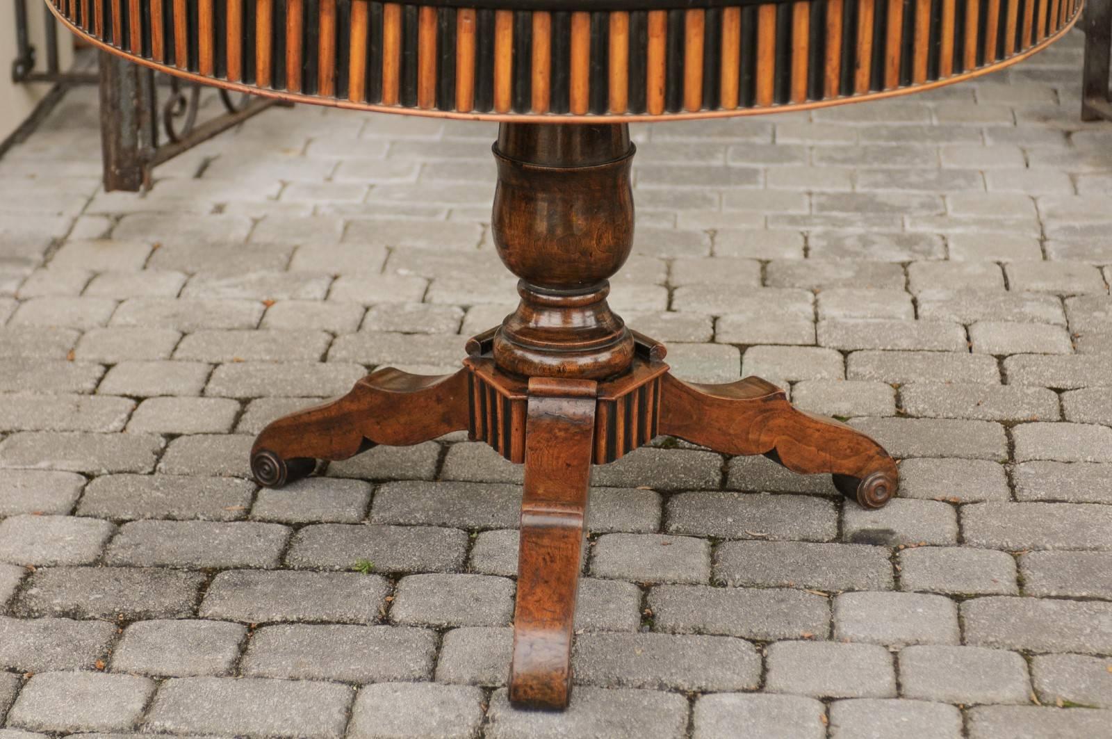 Austrian Biedermeier Pedestal Table of Burl Walnut with Radiating Veneer 7
