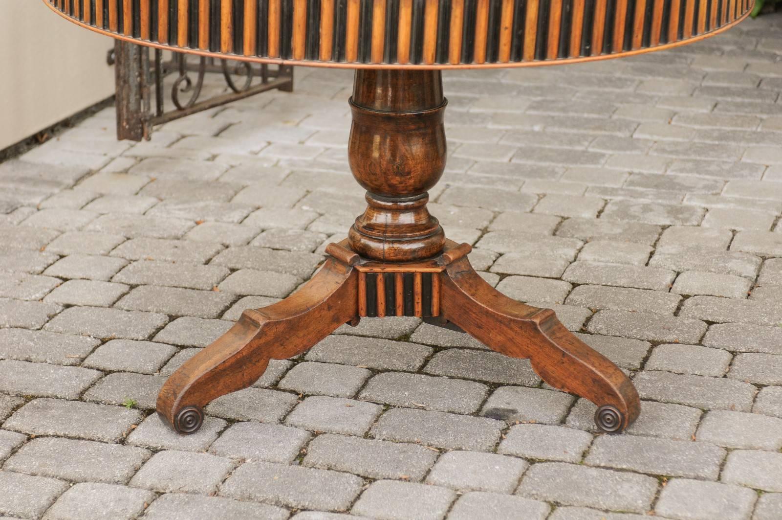 Austrian Biedermeier Pedestal Table of Burl Walnut with Radiating Veneer In Good Condition In Atlanta, GA