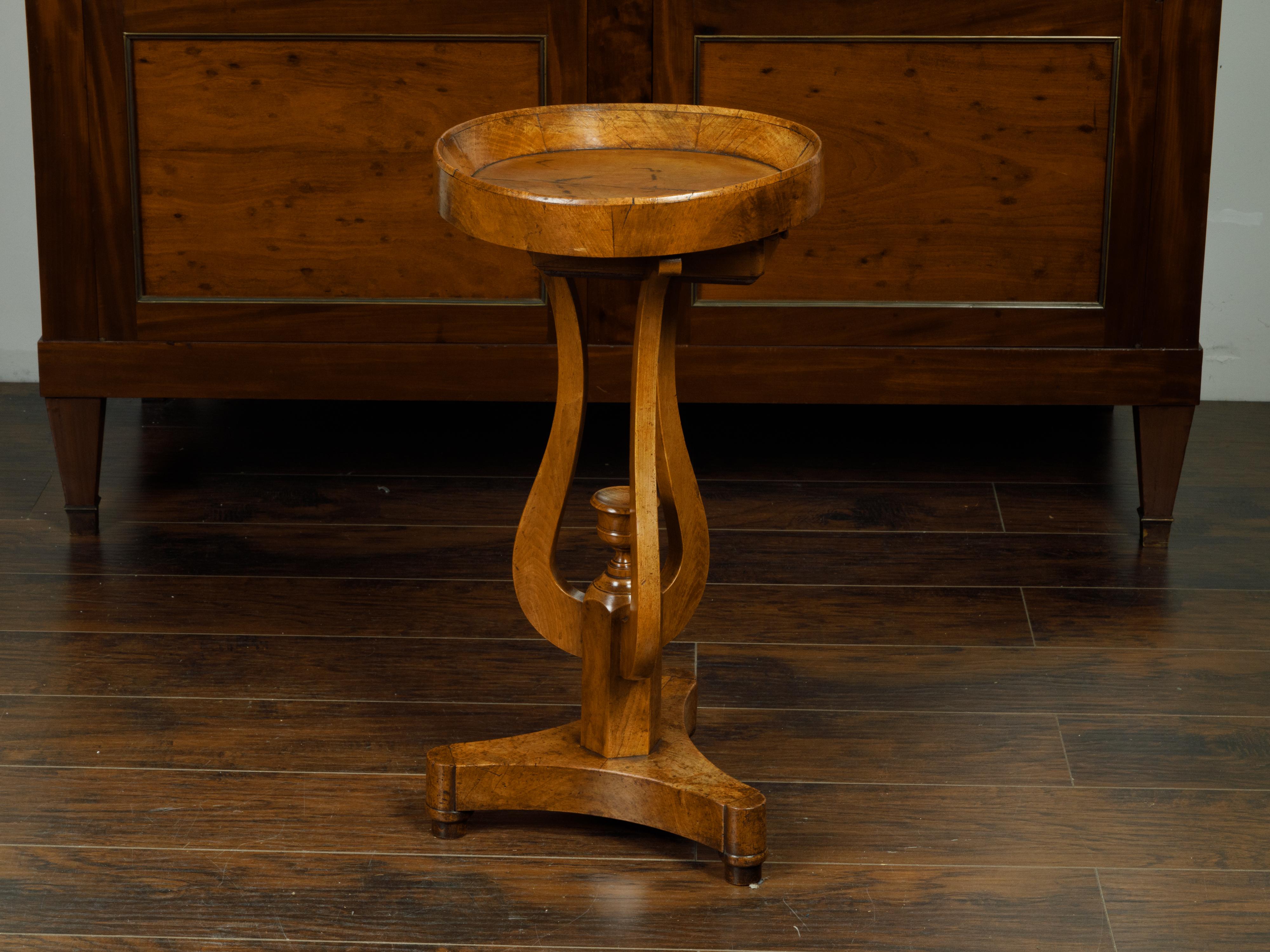Austrian Biedermeier Period 1840s Guéridon Table with Tray Top and Lyre Base 1