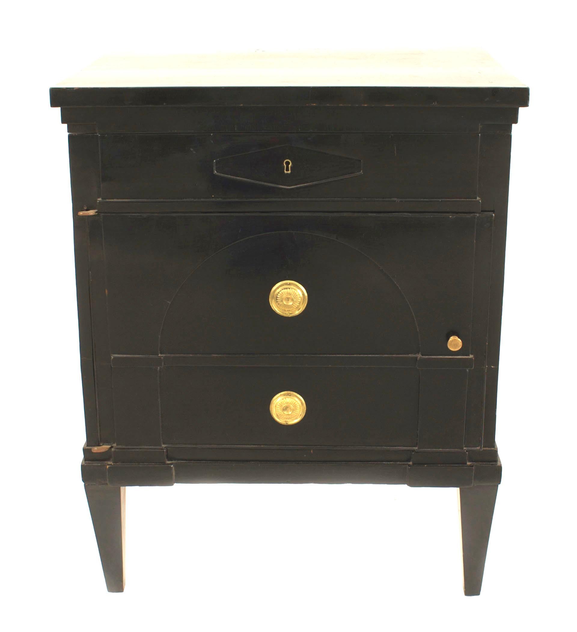 Austrian Biedermeier Ebonised Commode In Good Condition For Sale In New York, NY