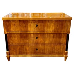 Austrian Biedermeier Walnut Commode