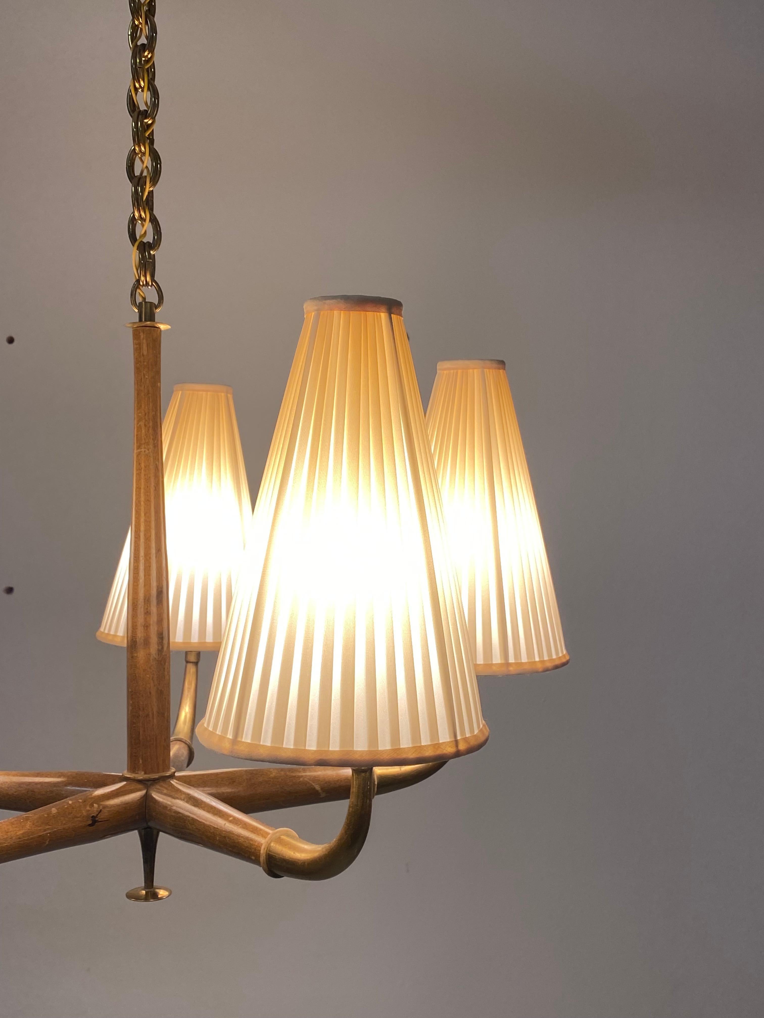 Austrian Brass and Walnut Midcentury Chandelier by Oswald Haerdtl for Kalmar 11