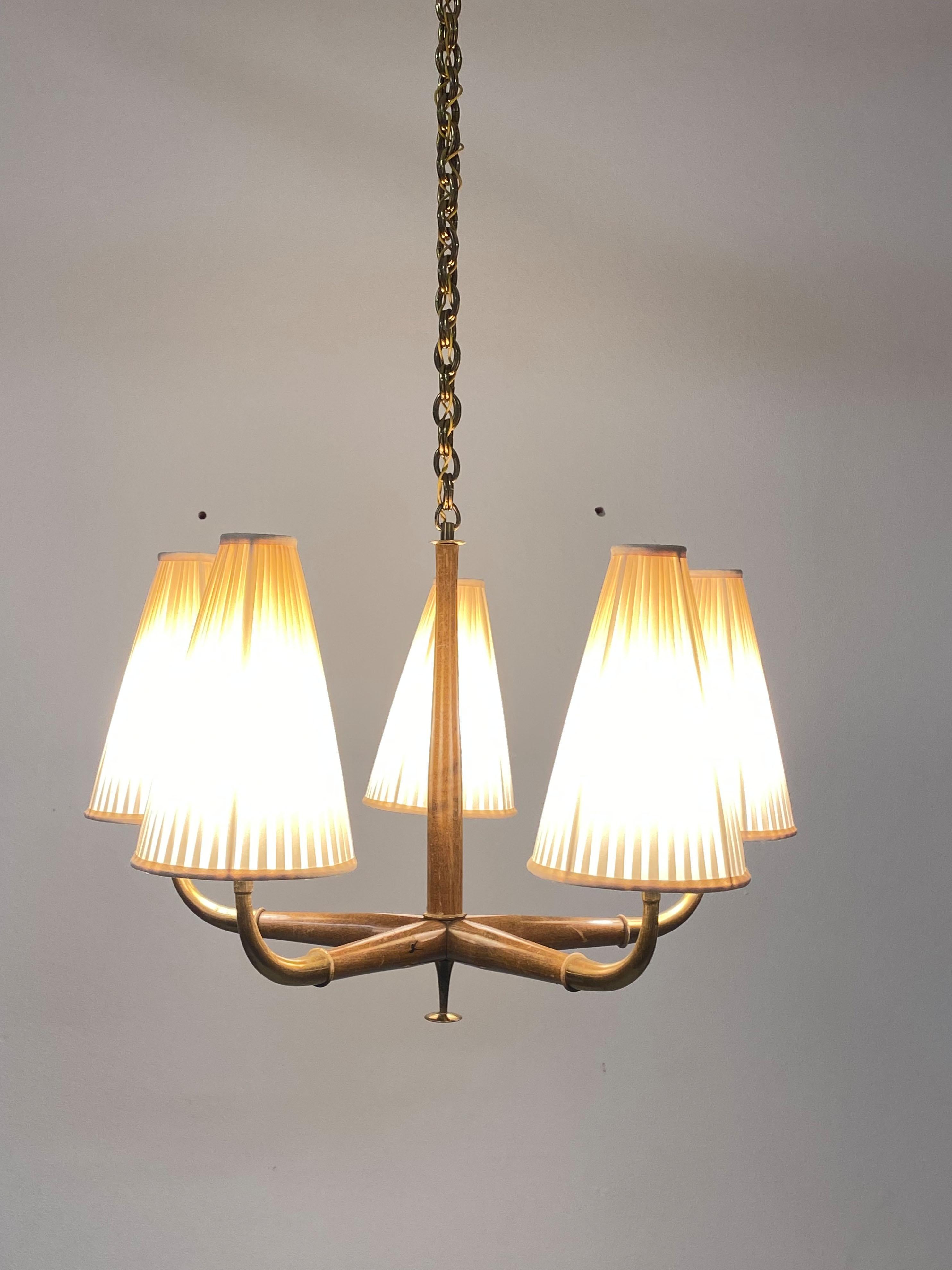 Austrian Brass and Walnut Midcentury Chandelier by Oswald Haerdtl for Kalmar 13