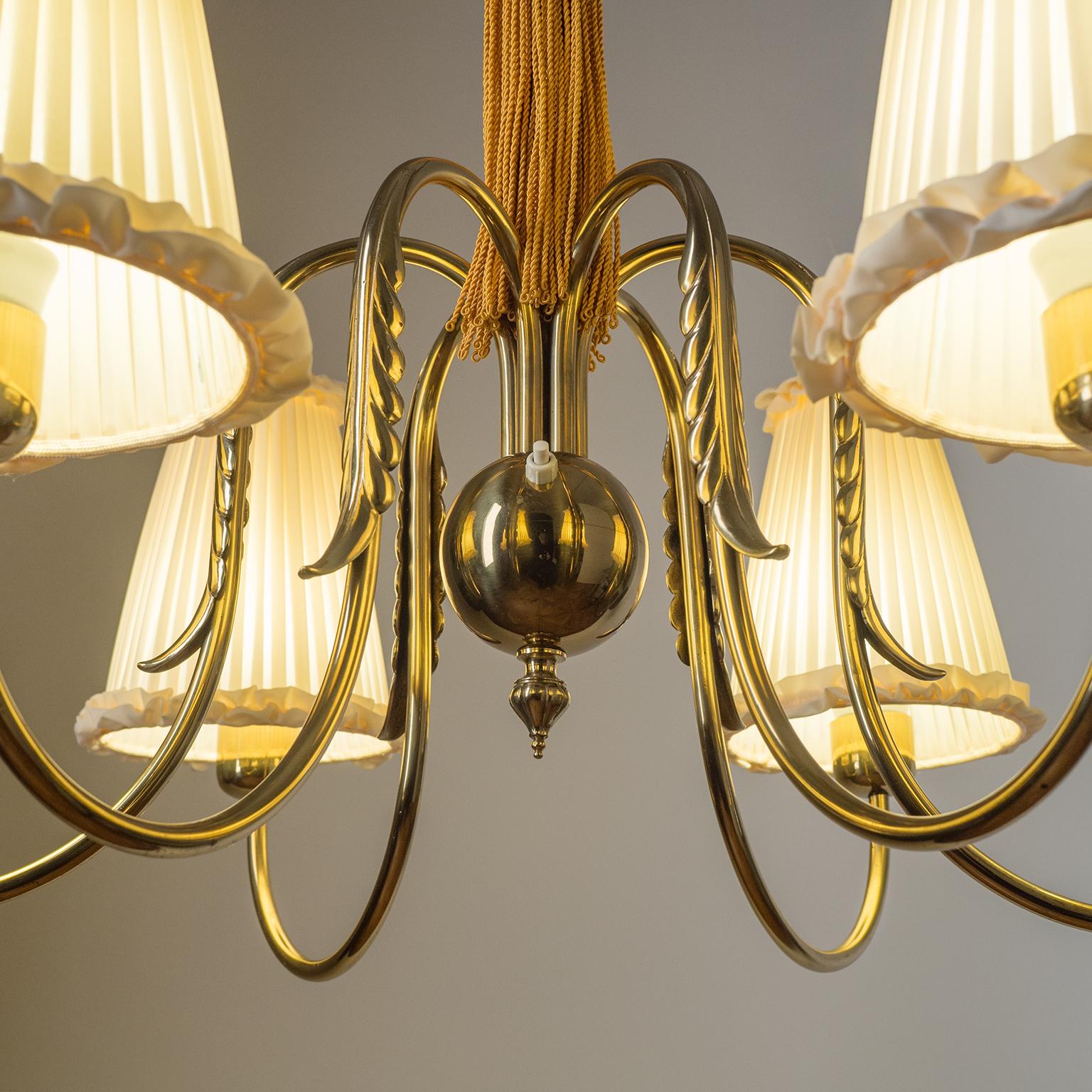 Austrian Brass Chandelier, 1930s In Good Condition In Vienna, AT