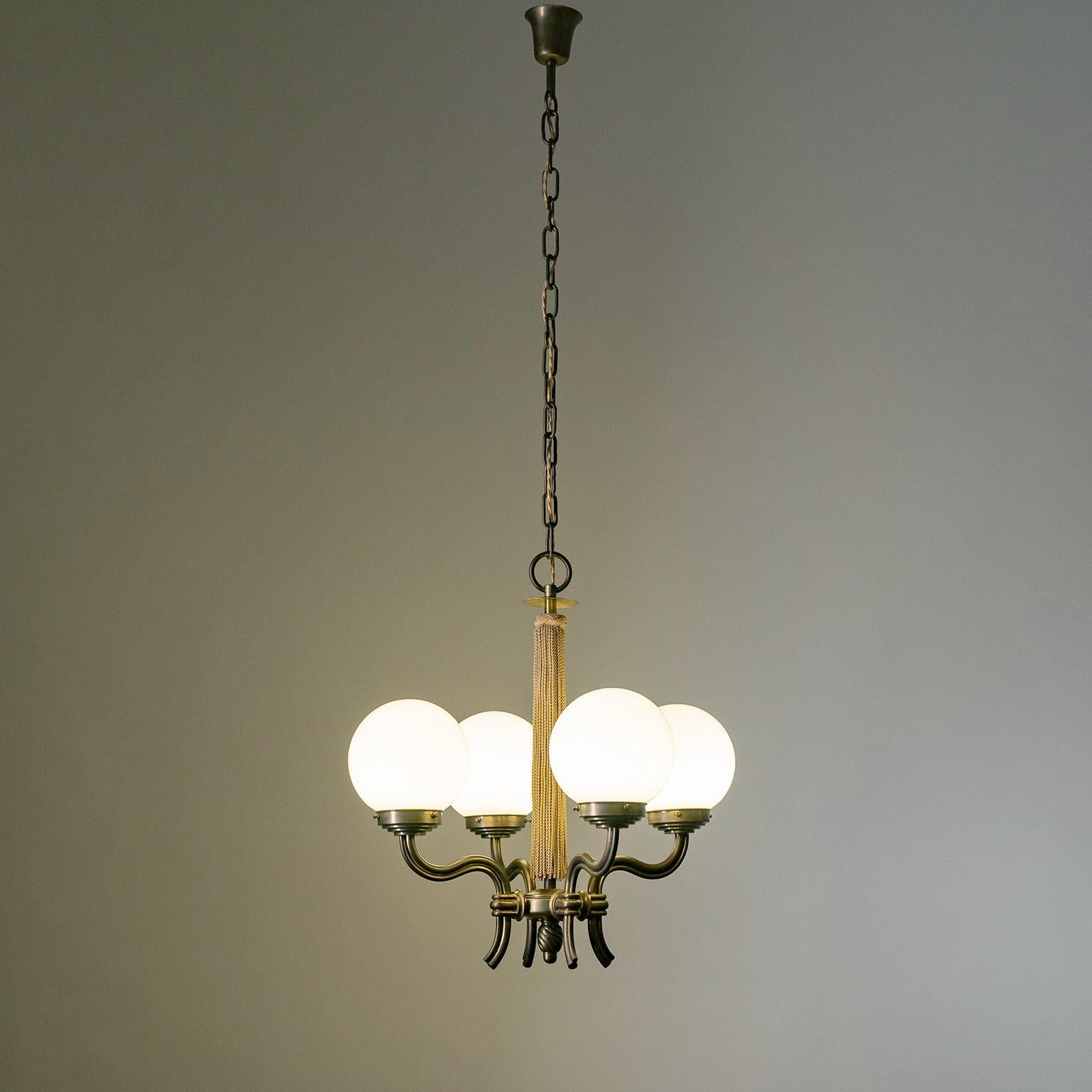 Mid-20th Century Austrian Brass Chandelier, 1930s