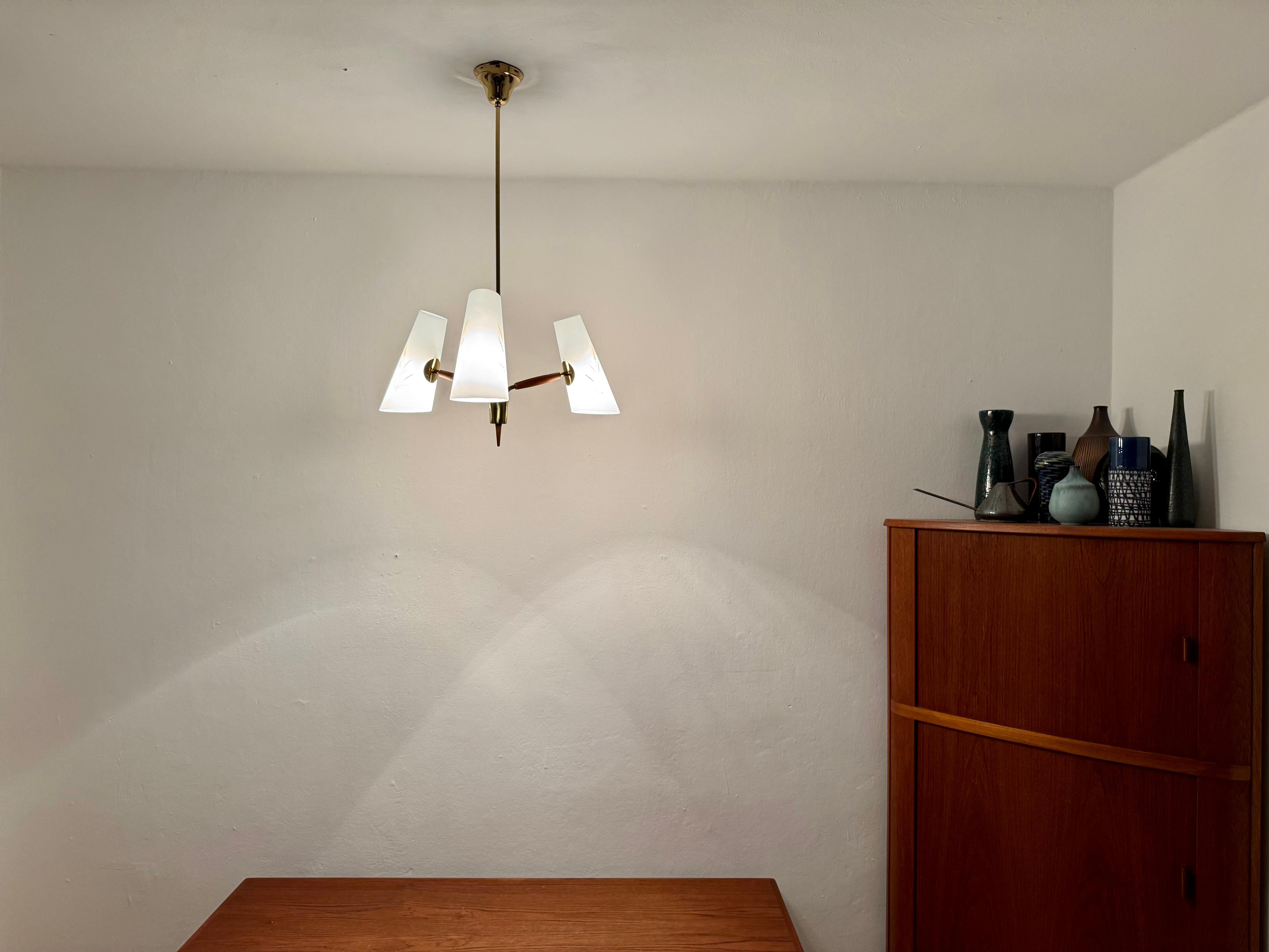 Lampadario austriaco in ottone di Rupert Nikoll in vendita 3