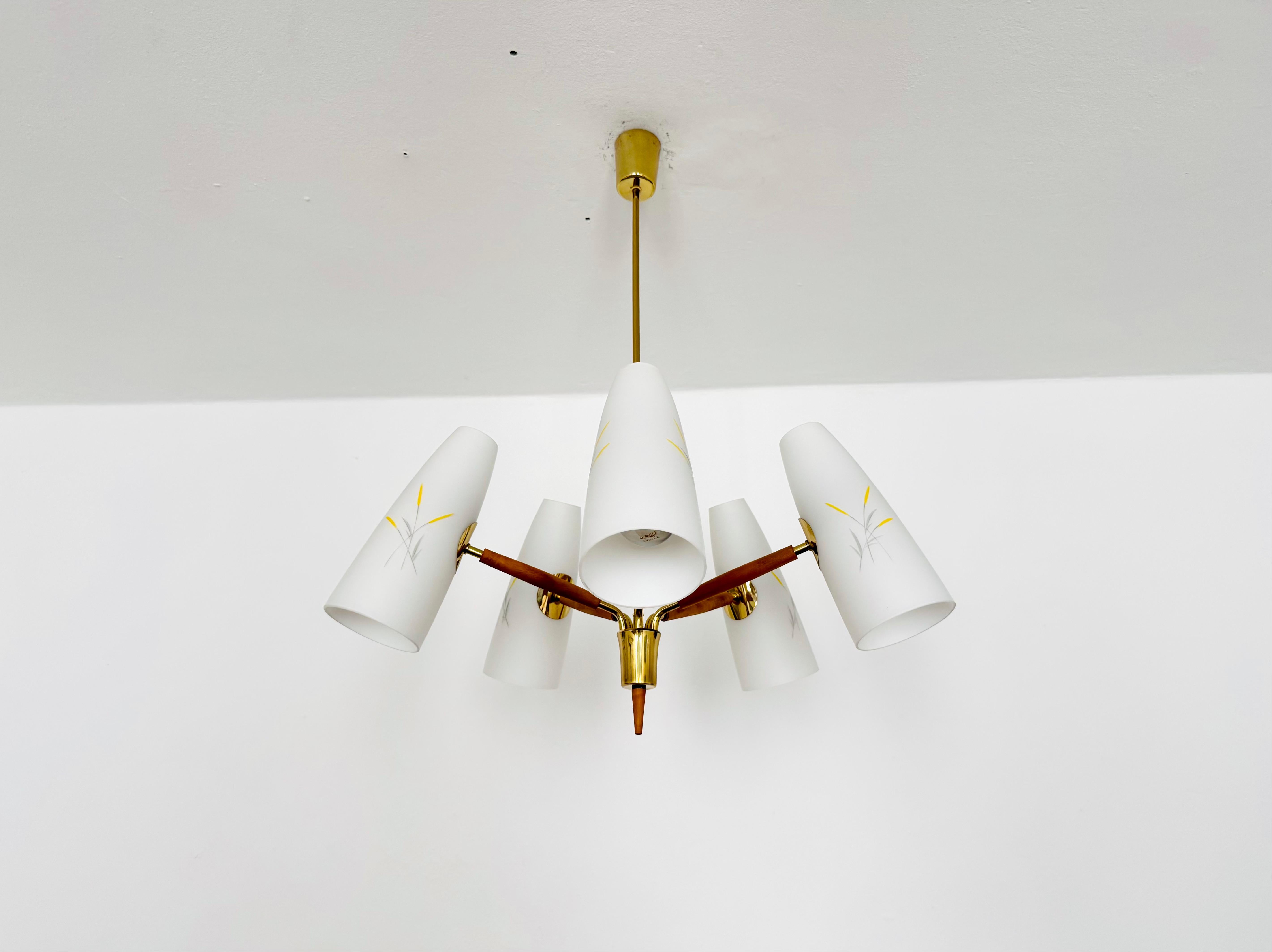 Mid-Century moderno Austrian Brass Chandelier by Rupert Nikoll in vendita