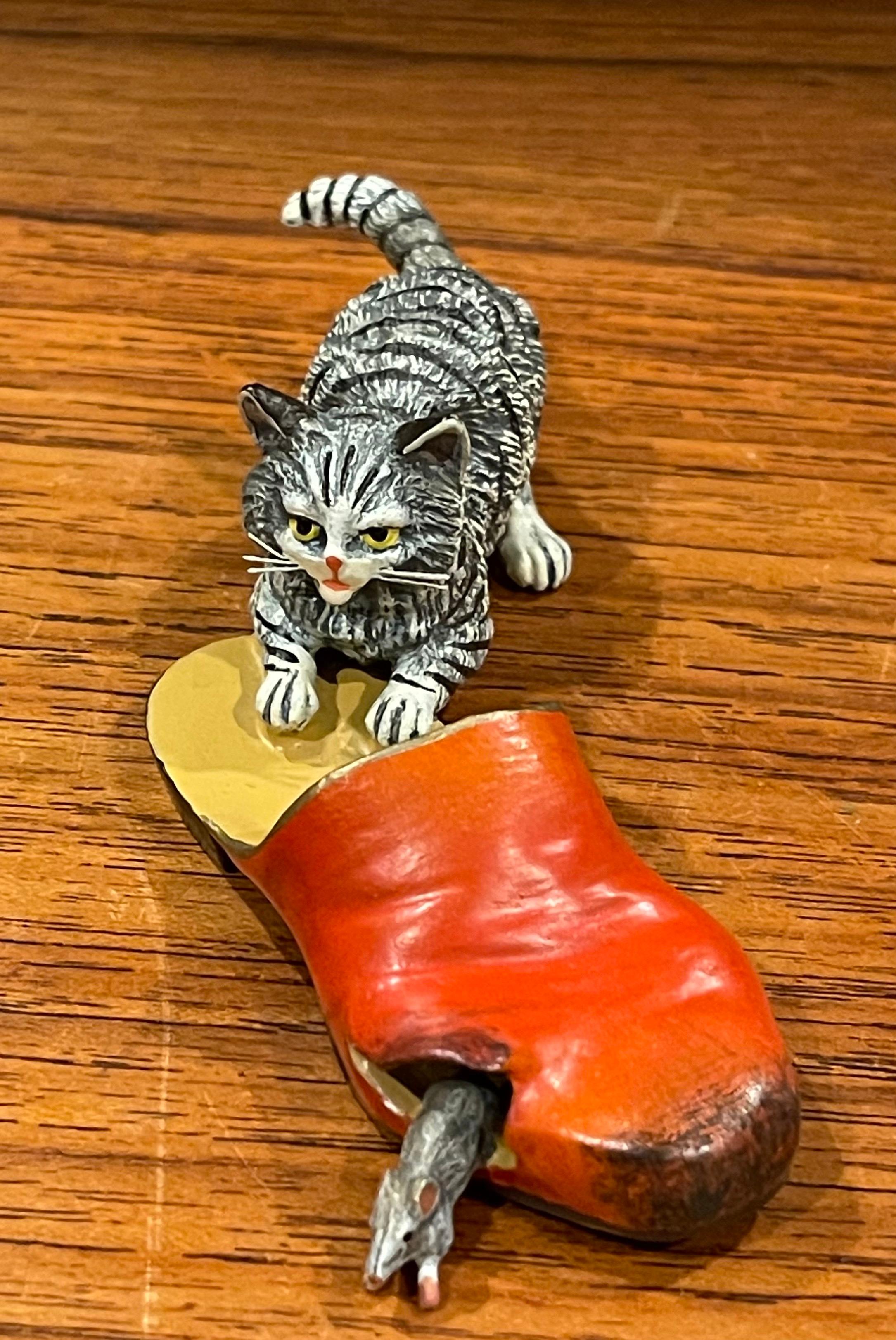 Austrian Bronze Hand Painted Miniature Cat, Mouse & Shoe Sculpture For Sale 2
