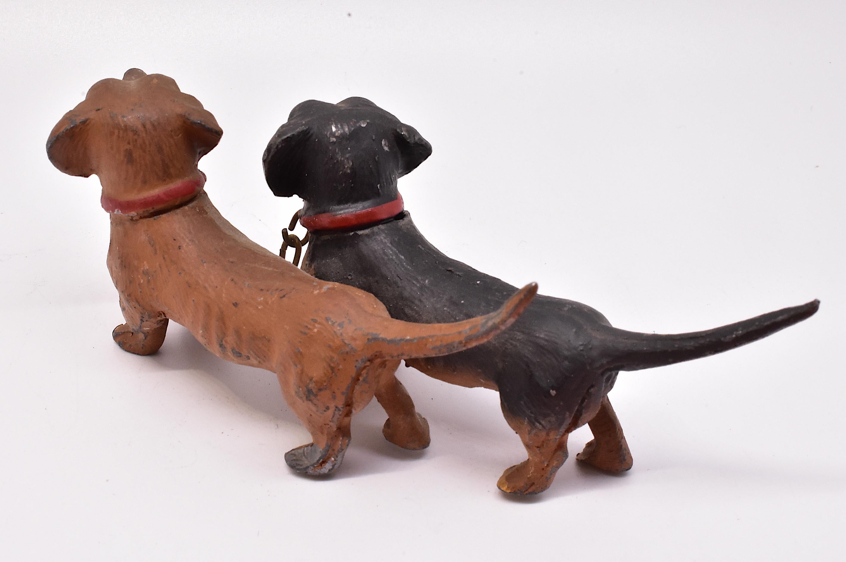 Paire de tchèques Dachshunds miniatures autrichiennes en bronze en vente 1