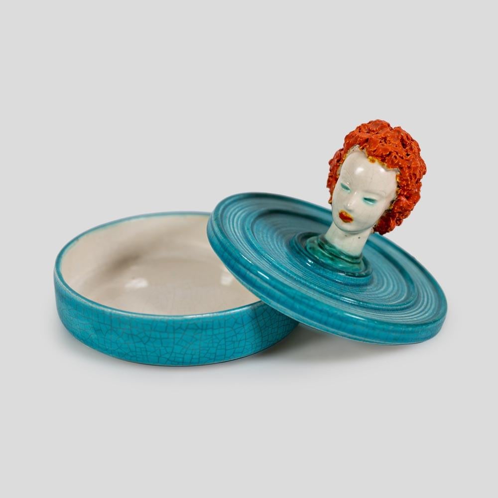 Milieu du XXe siècle Bol autrichien en céramique avec couvercle de Goldscheider Wein Vienna en vente