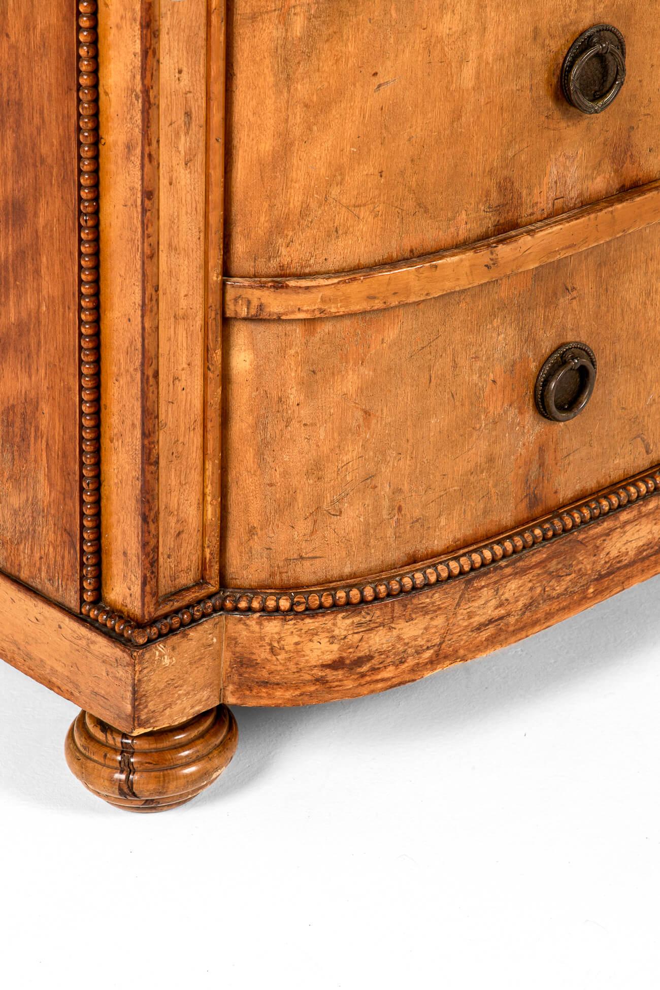 Austrian Chest of Drawers with a Glass Front in vendita 1