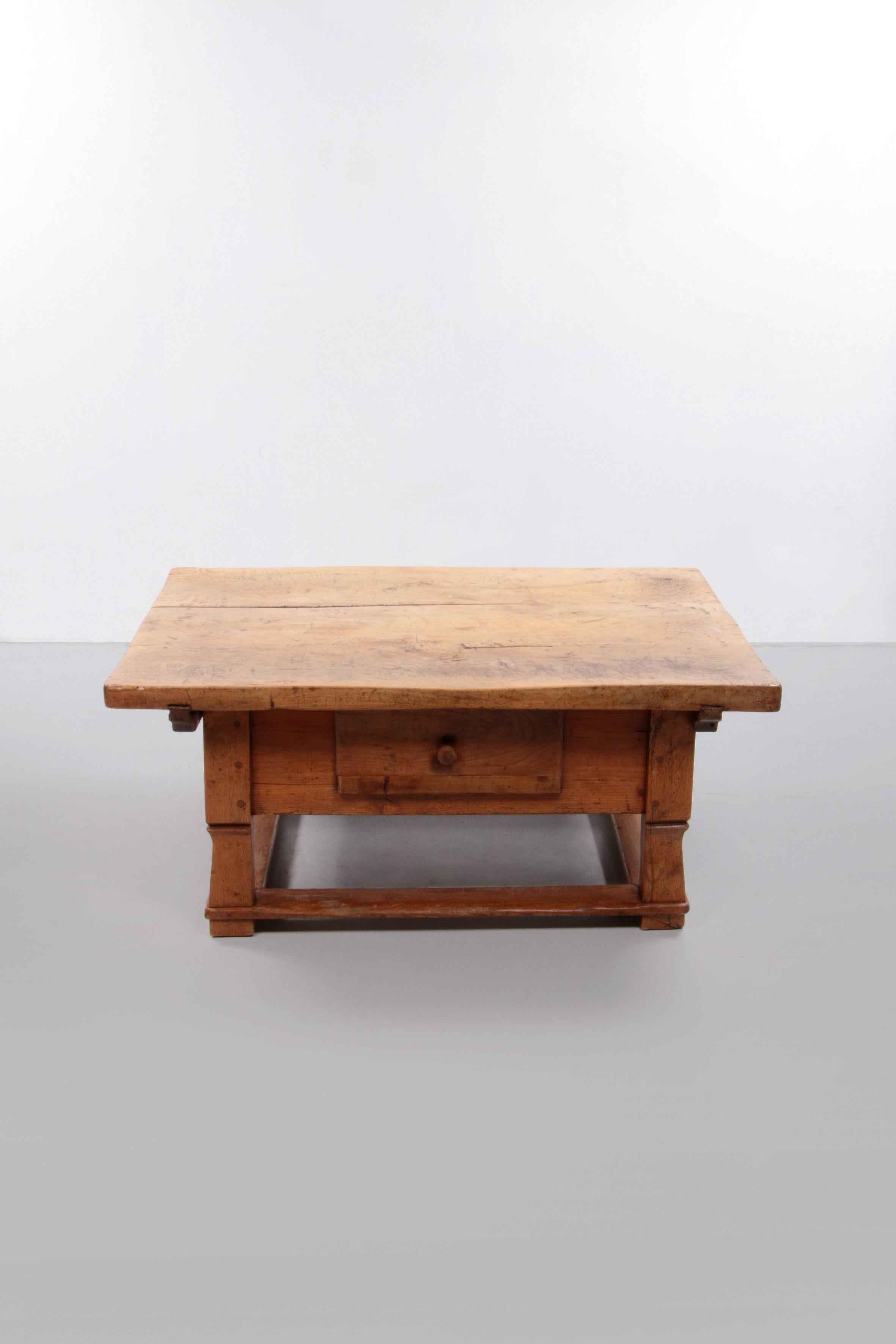 Austrian coffee table 19th century Walnut payment table with drawer, Austria.


An original 18/19th century pay table from Austria with 4 cm walnut table top. thickness. The table also contains a large drawer. The table top has a beautiful patina
