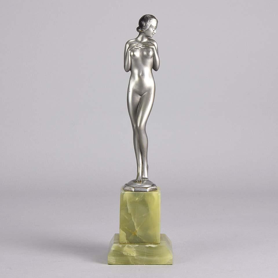Österreichische Kaltbemalte Art-Déco-Bronze mit dem Titel „Shy Maiden“ von Josef Adolph (Art déco) im Angebot