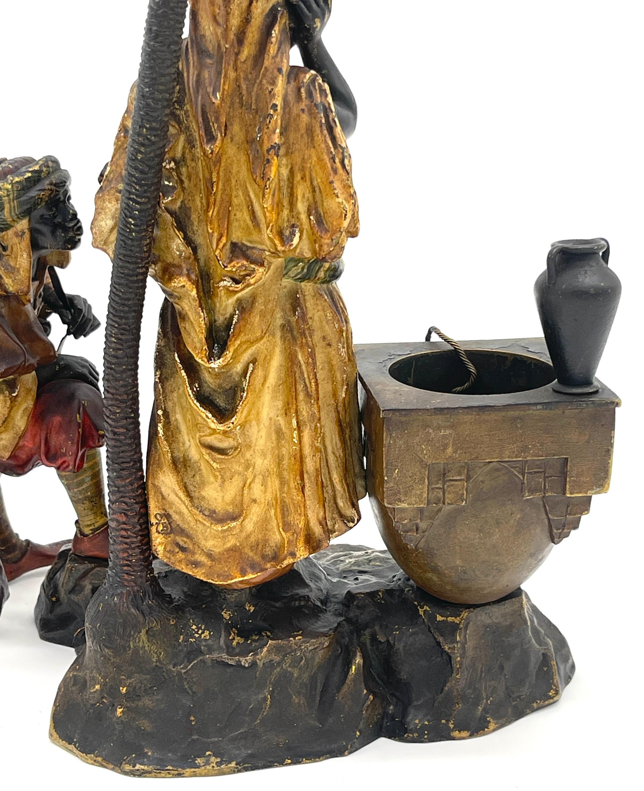 Doncella beduina austriaca de bronce pintado en frío y ayudante en el pozo, Franz Bergman en venta 5