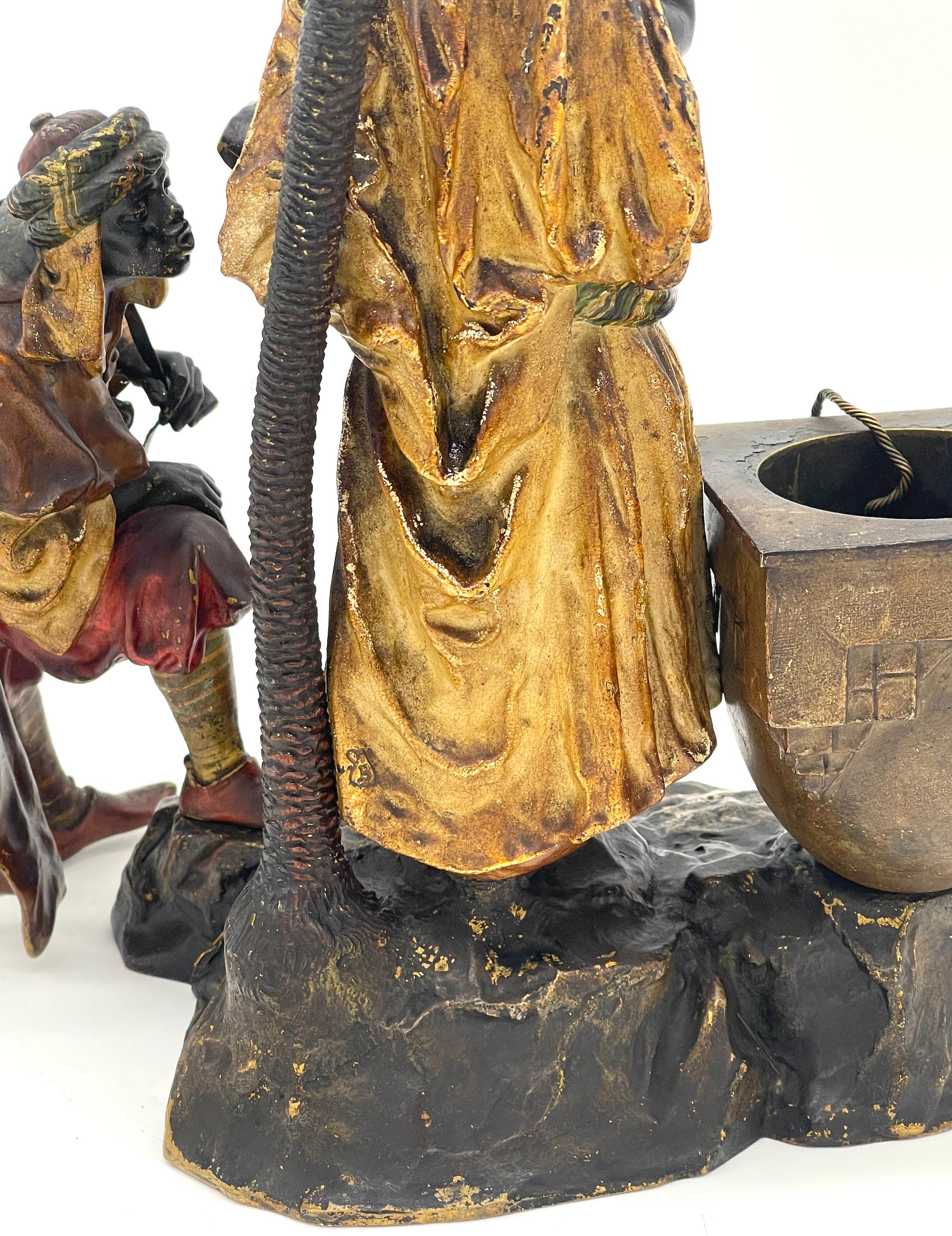 Doncella beduina austriaca de bronce pintado en frío y ayudante en el pozo, Franz Bergman en venta 6