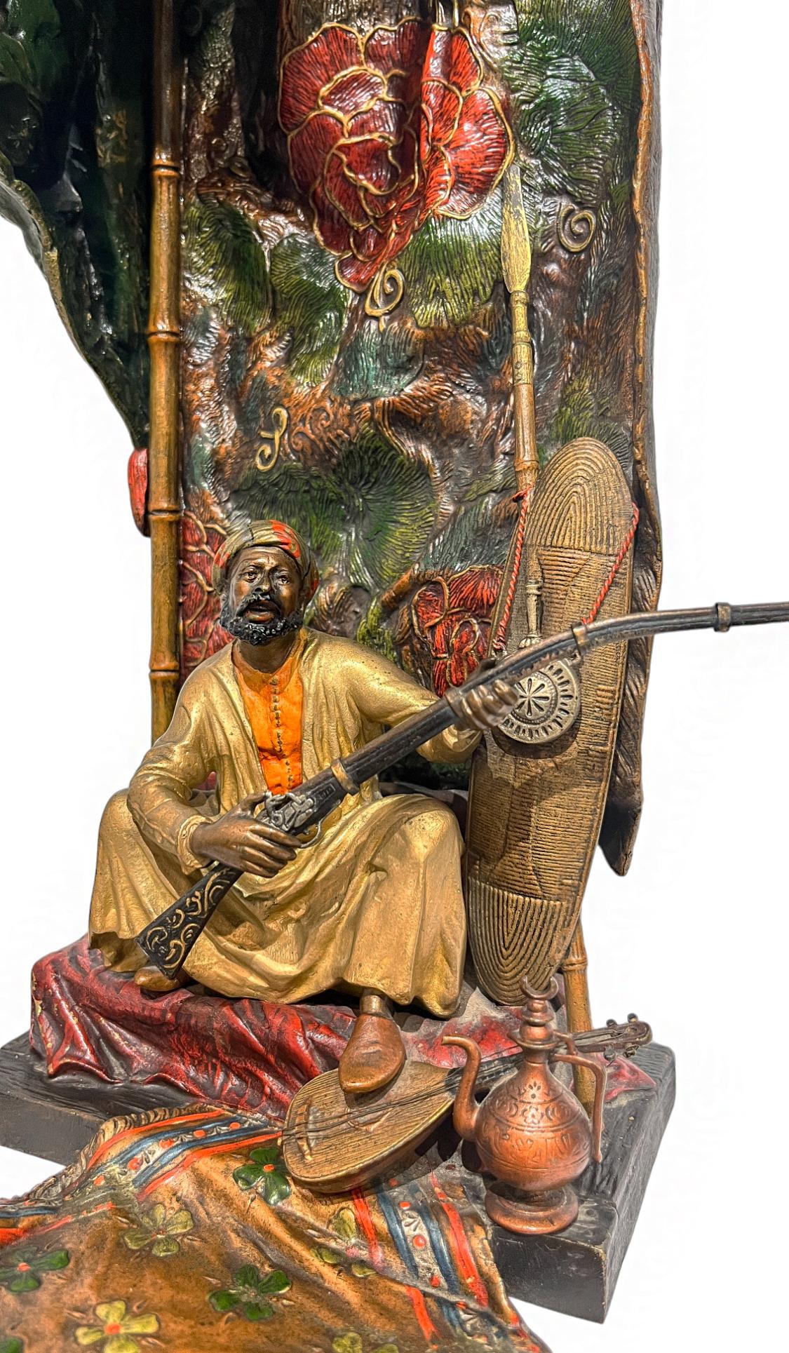 Österreichische orientalische Tischlampe aus kalt bemalter Bronze von Franz Bergman im Angebot 1