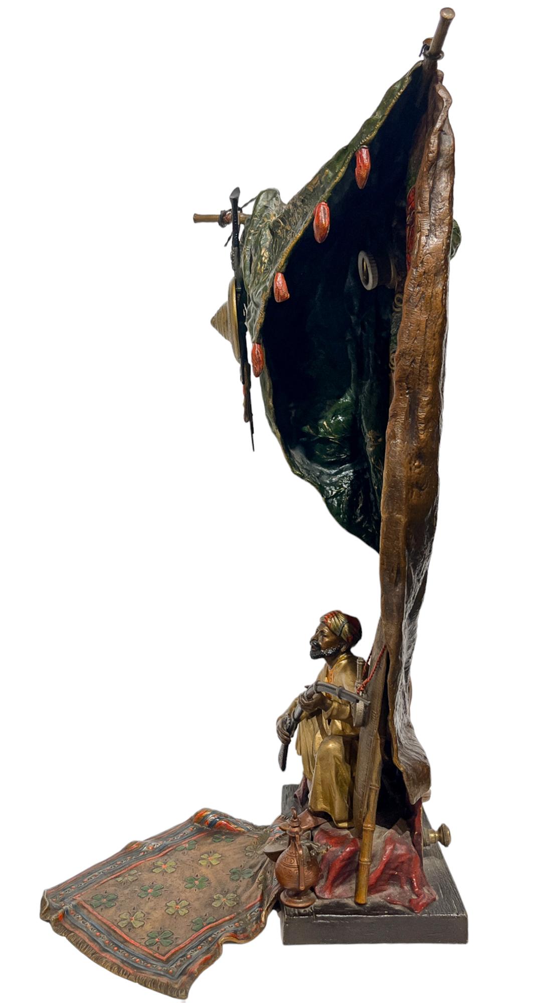 Österreichische orientalische Tischlampe aus kalt bemalter Bronze von Franz Bergman im Angebot 2