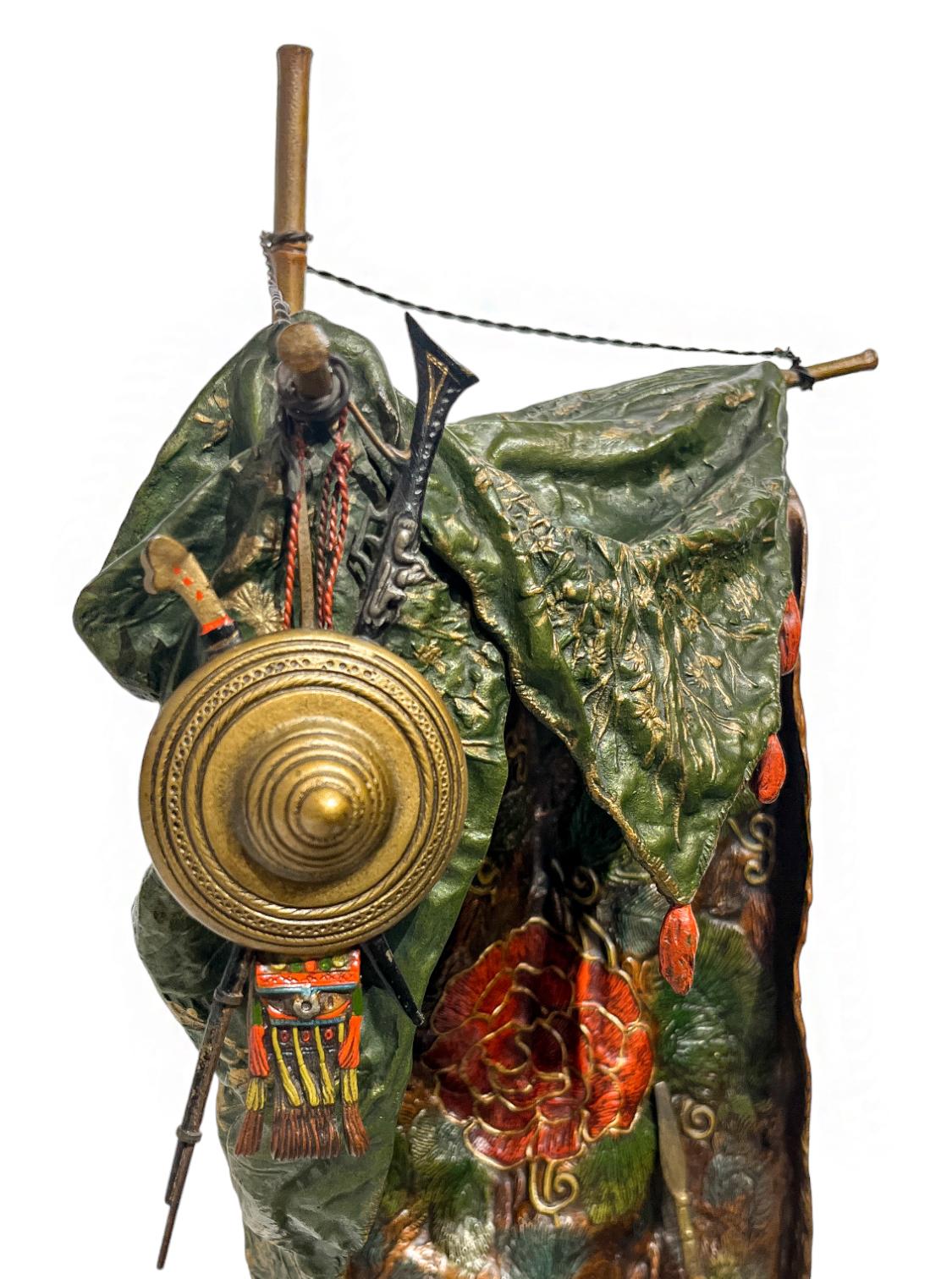 Österreichische orientalische Tischlampe aus kalt bemalter Bronze von Franz Bergman im Angebot 4