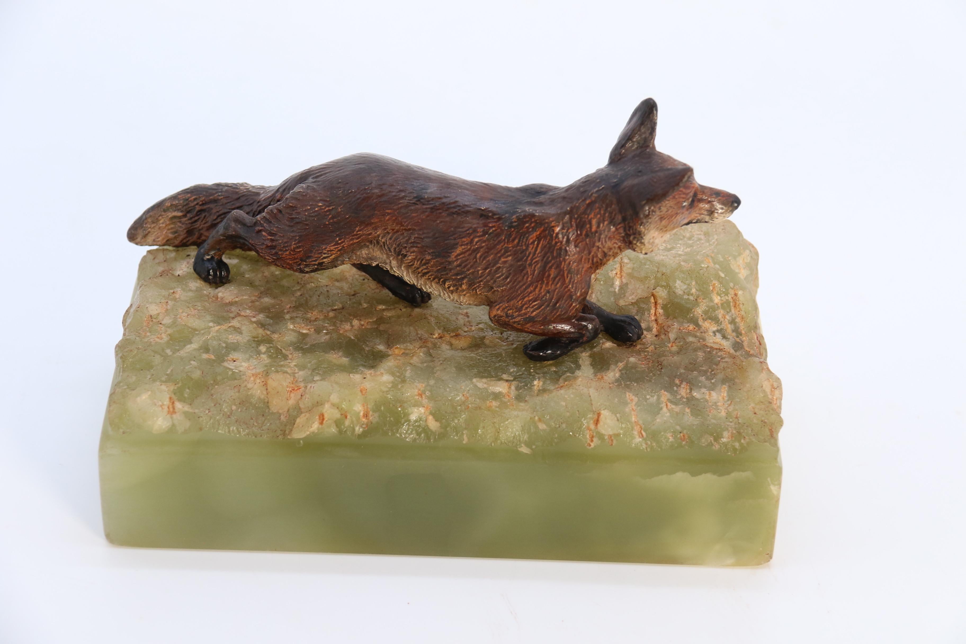  Austrian cold painted bronze study of a fox mounted on a green onyx base c 1920 For Sale 8