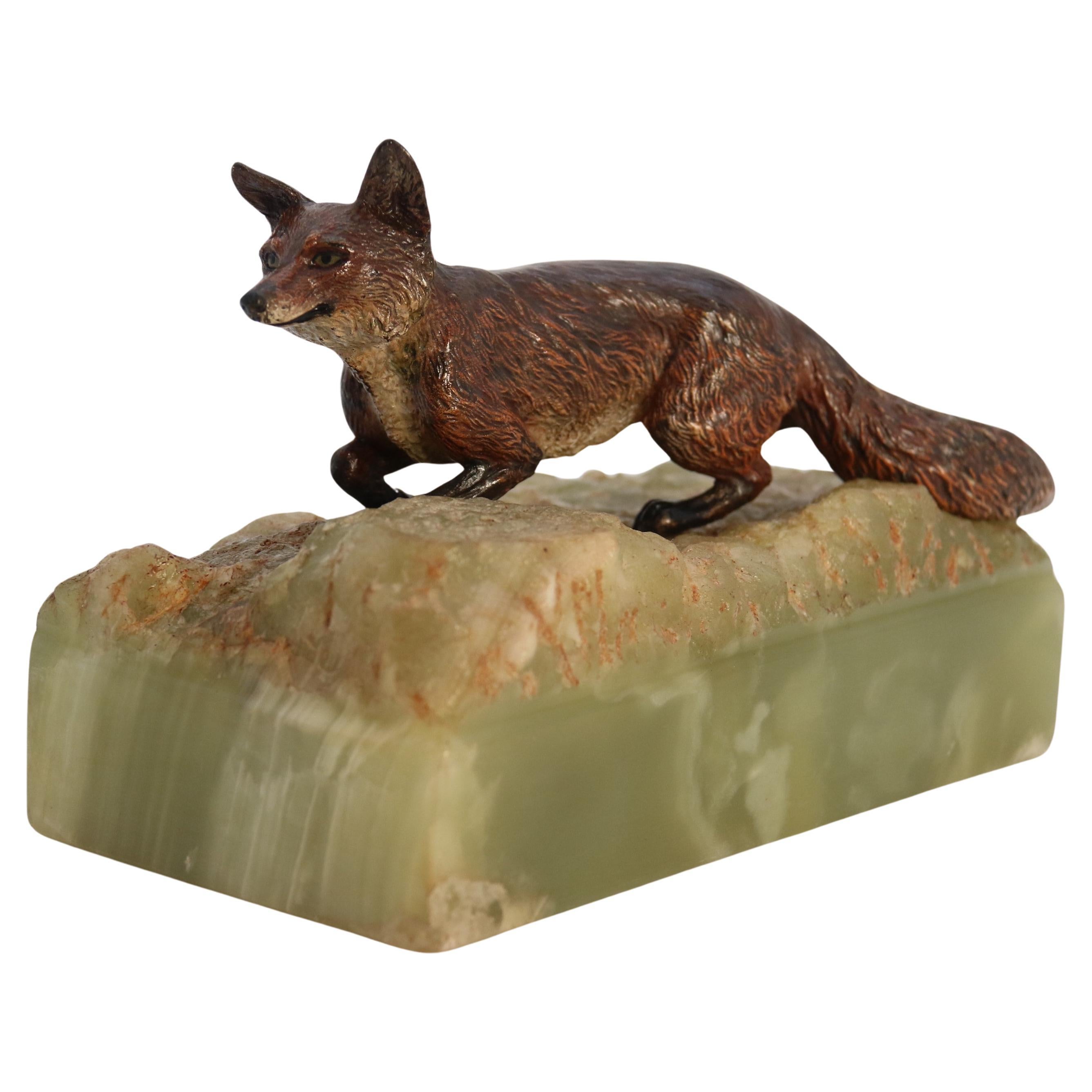  Austrian cold painted bronze study of a fox mounted on a green onyx base c 1920 For Sale
